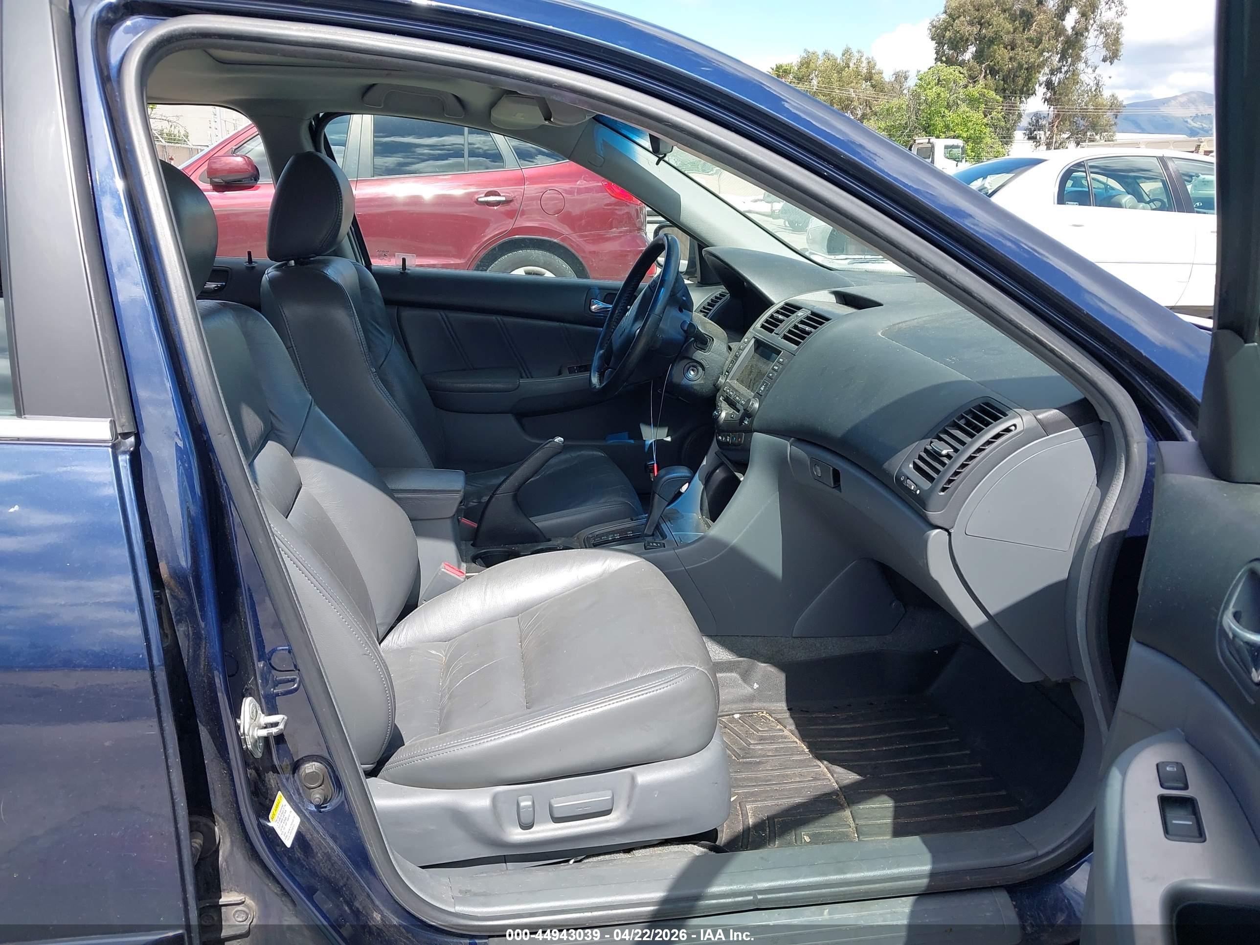 HONDA ACCORD image 5