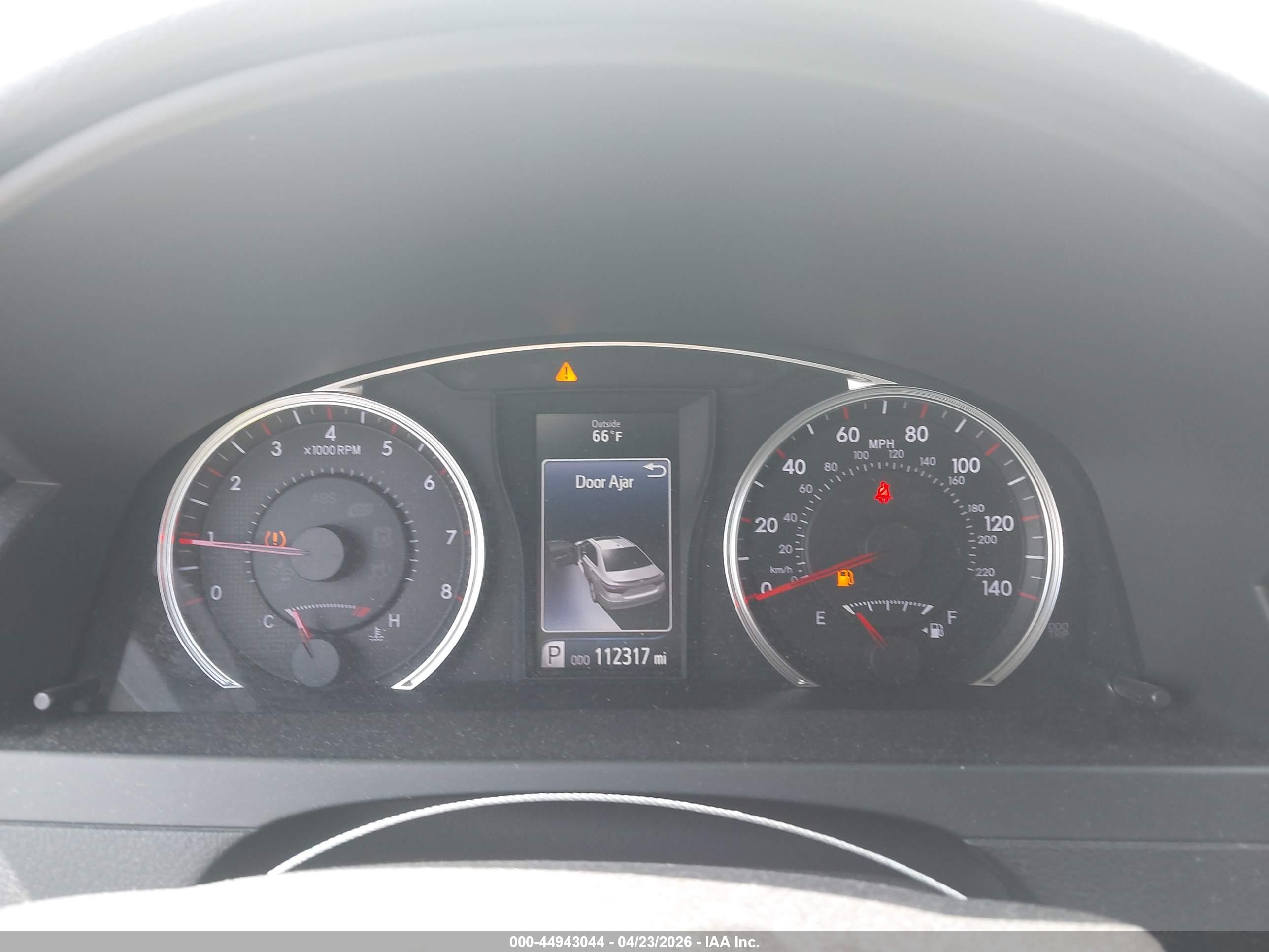 TOYOTA CAMRY image 7