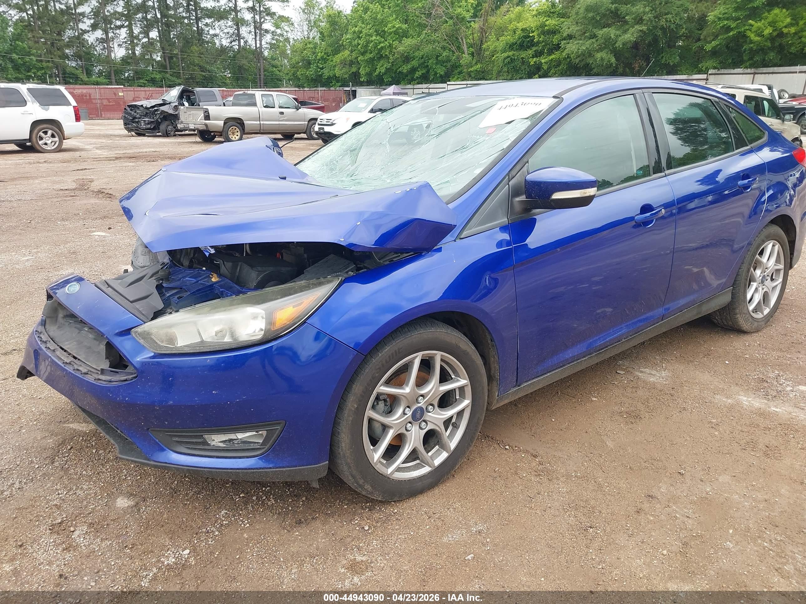 FORD FOCUS image 2