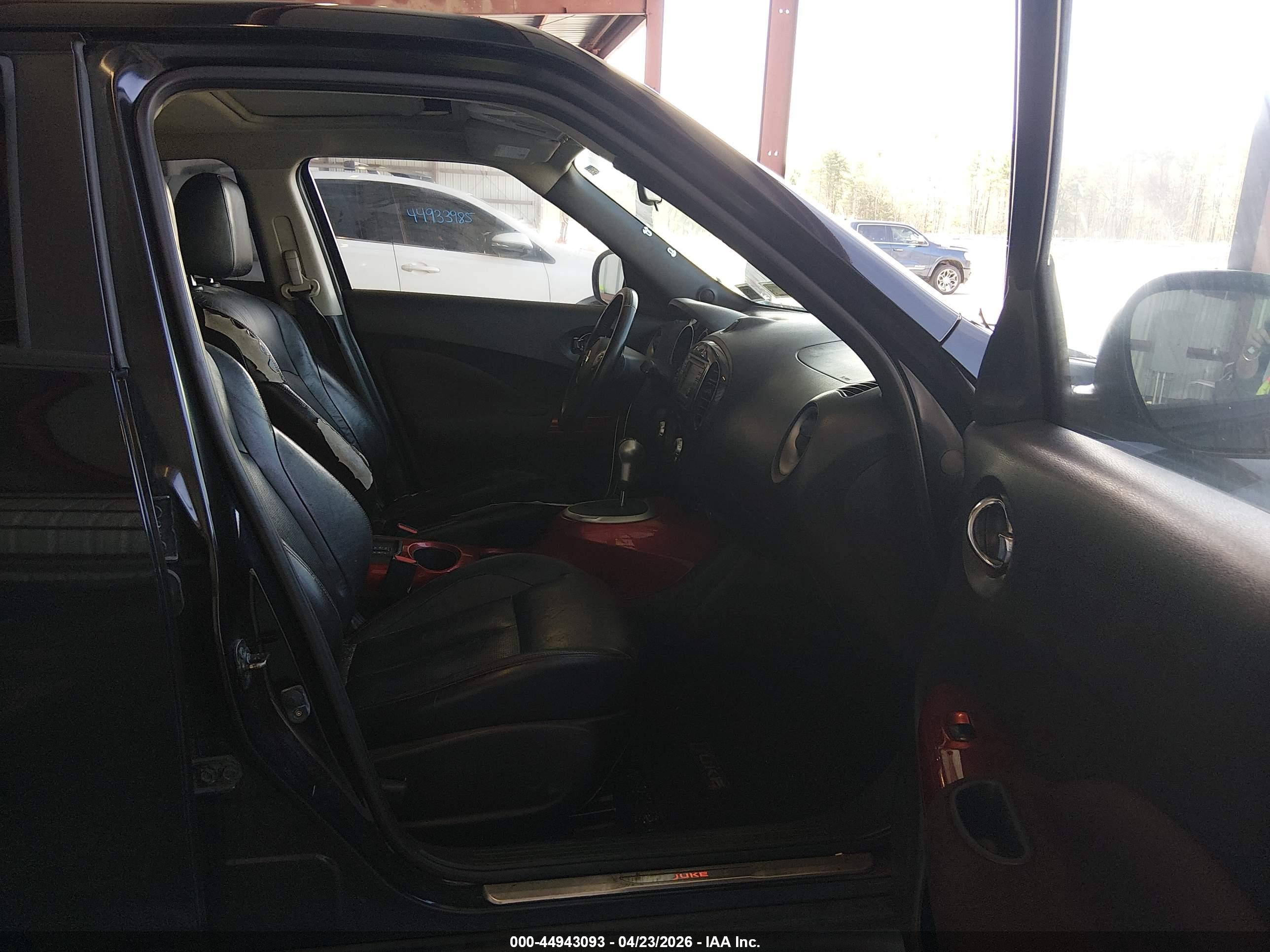 NISSAN JUKE image 5