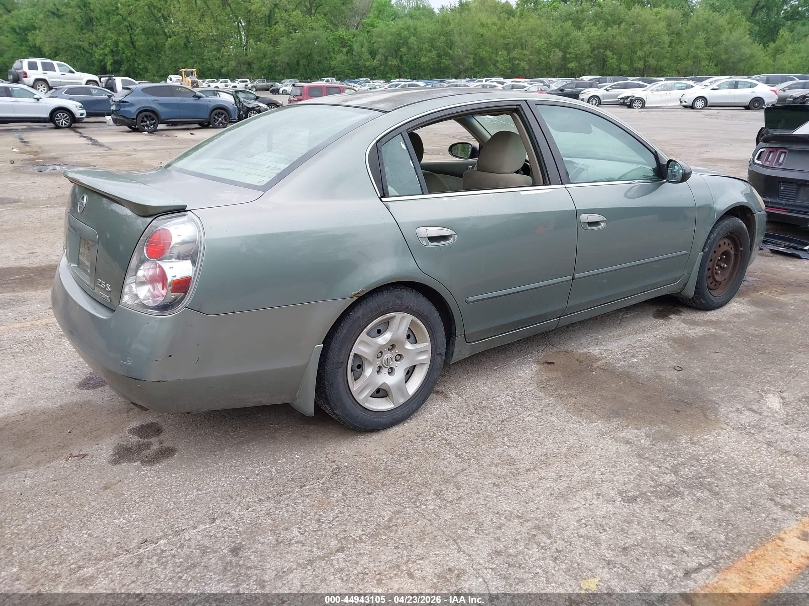 NISSAN ALTIMA image 4