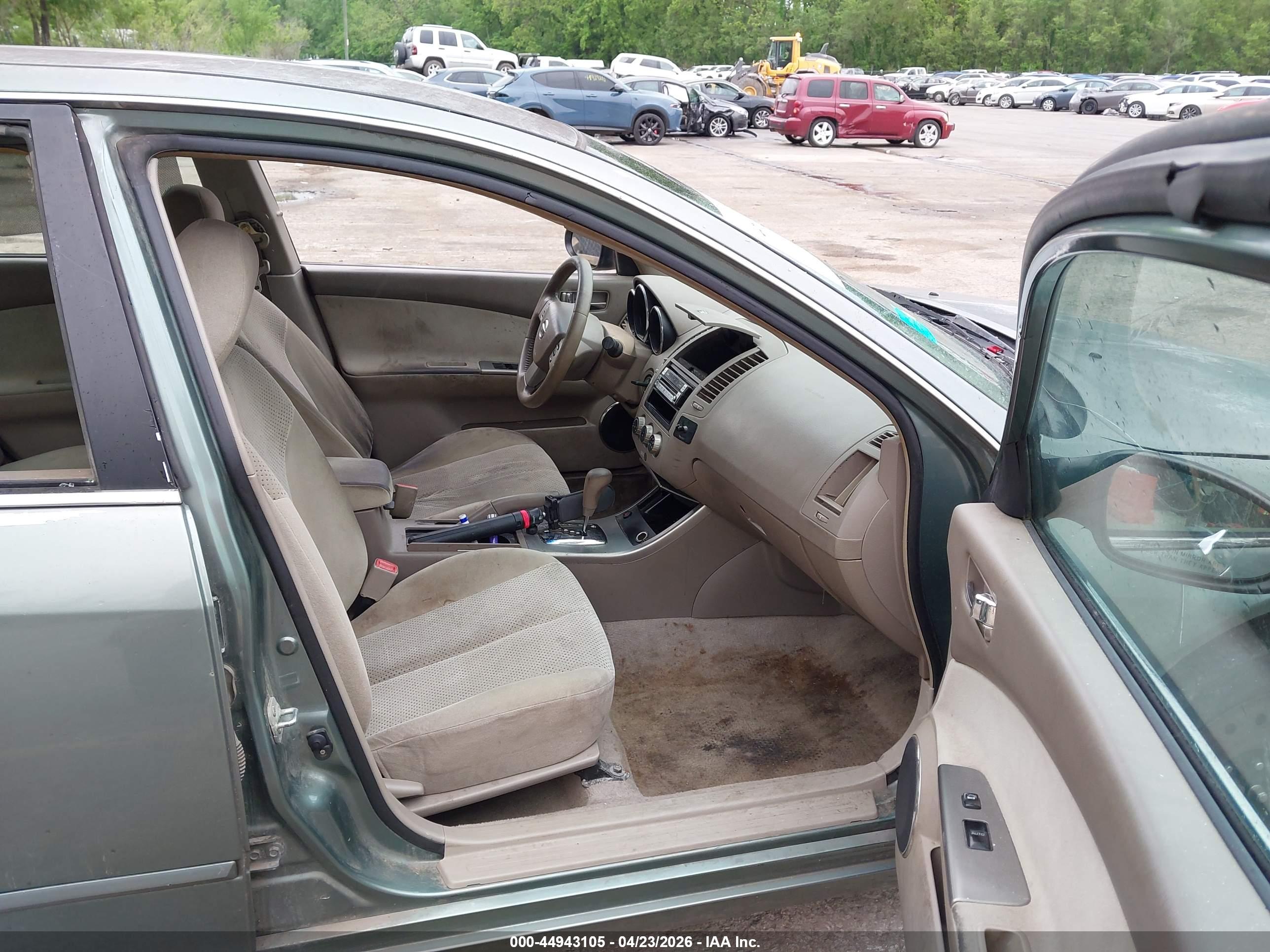 NISSAN ALTIMA image 5