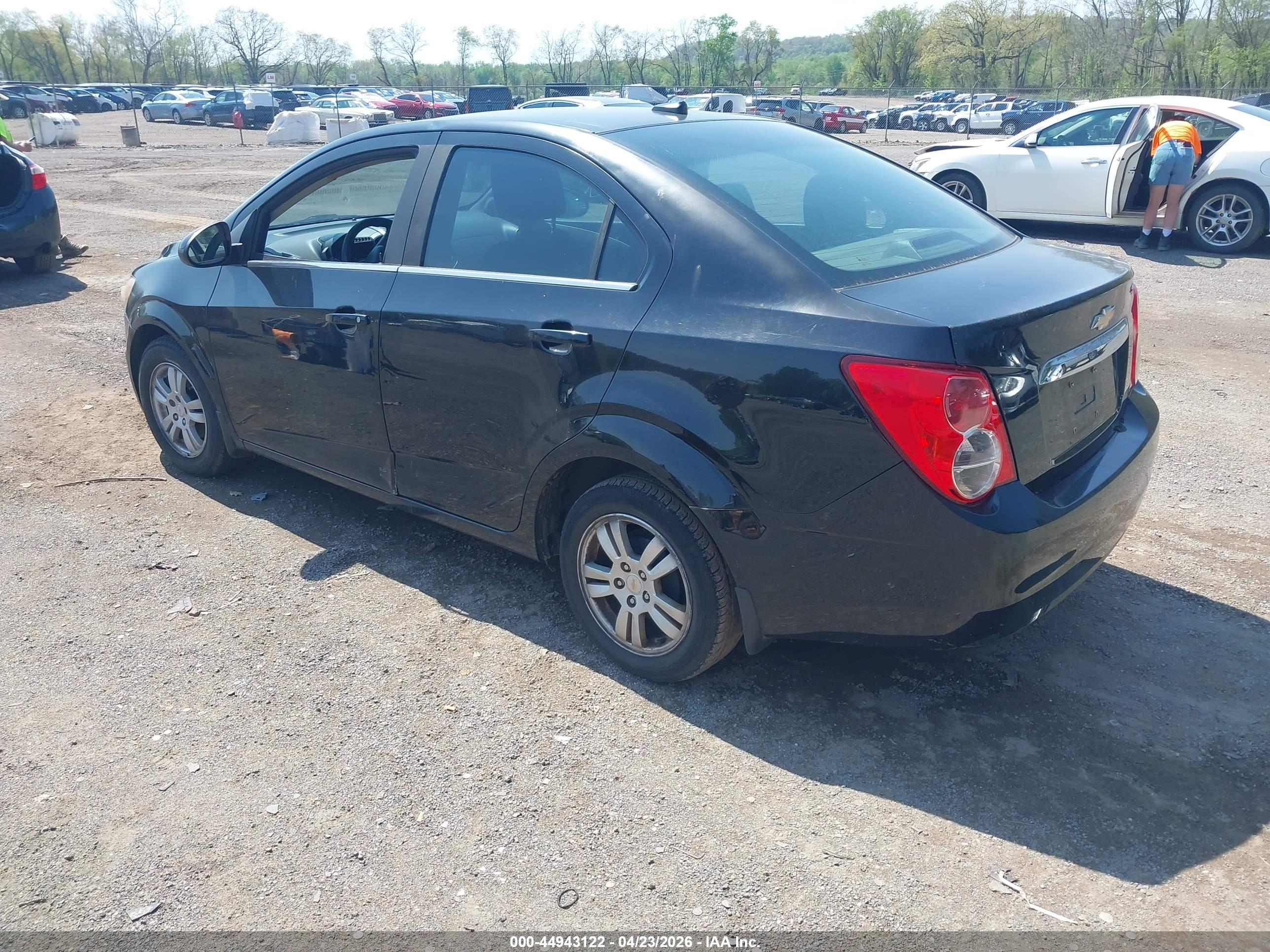CHEVROLET SONIC image 3