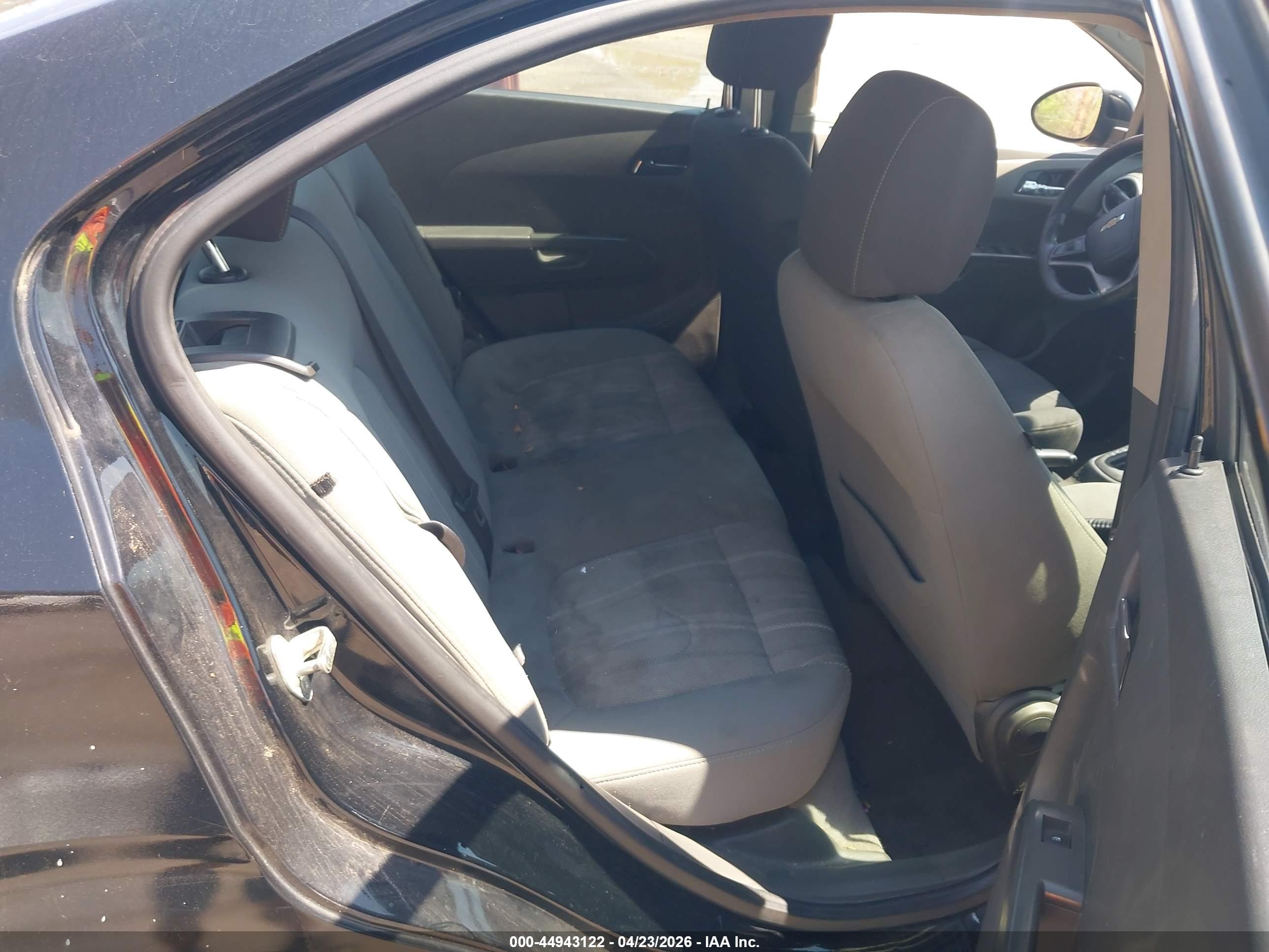 CHEVROLET SONIC image 8