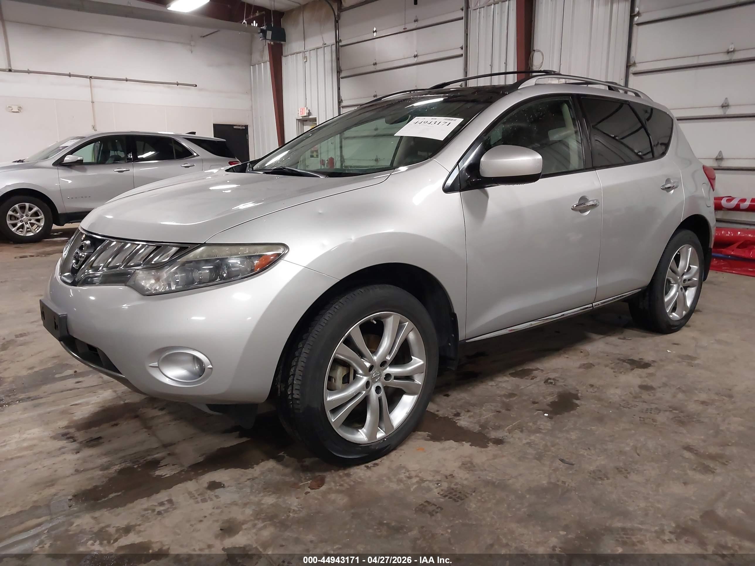 NISSAN MURANO image 2