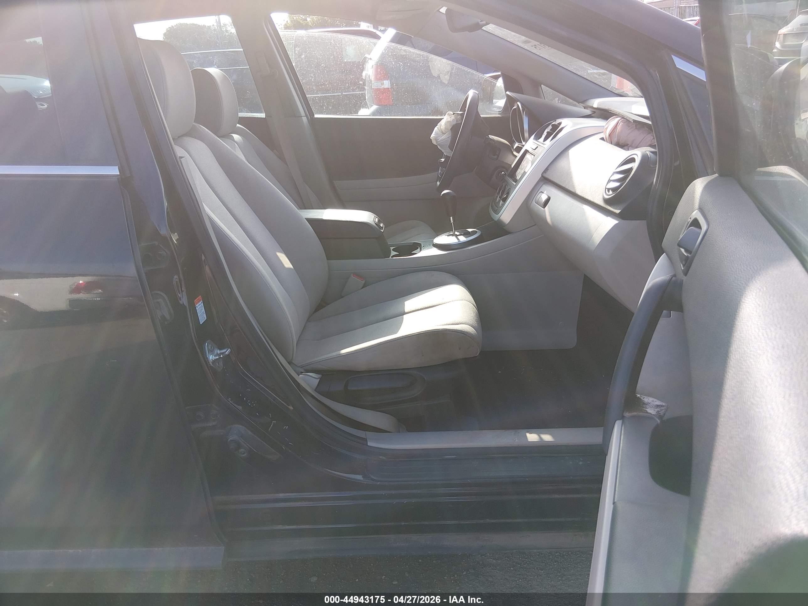 MAZDA CX-7 image 5