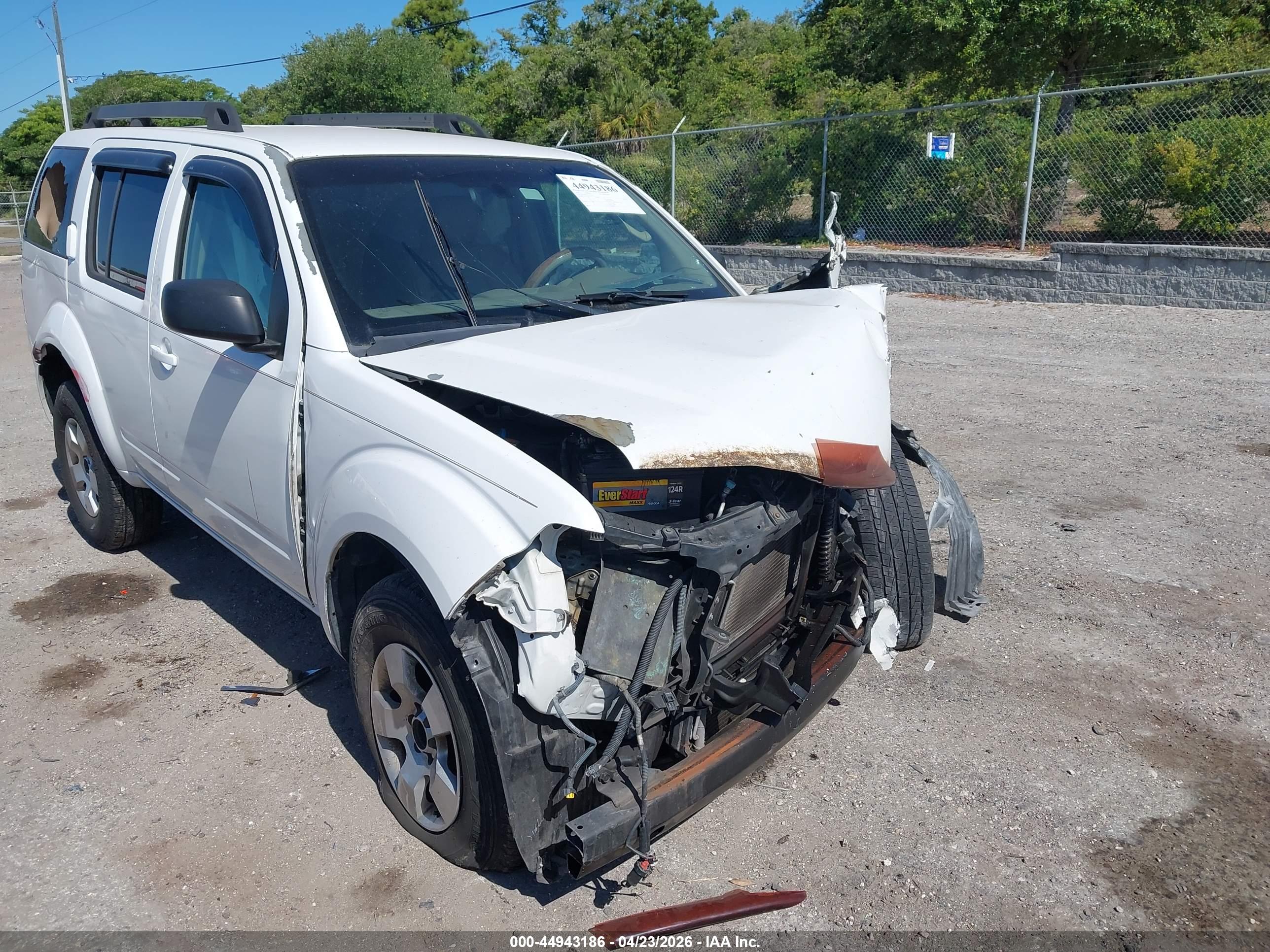 NISSAN PATHFINDER image 6
