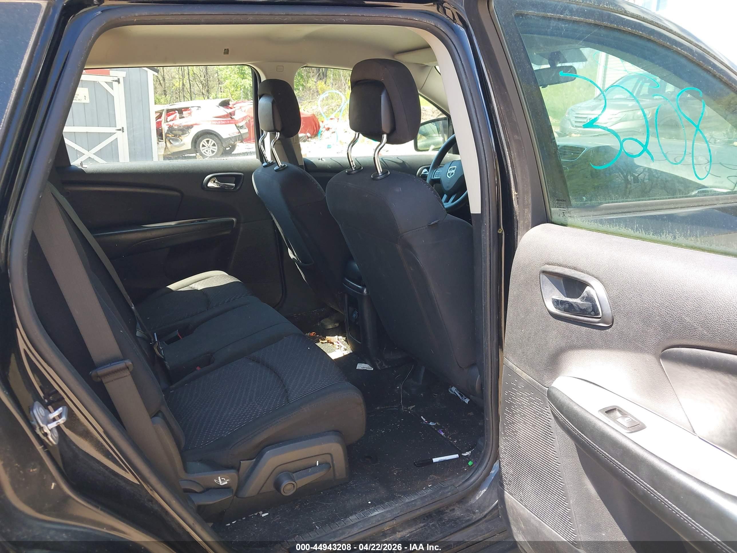 DODGE JOURNEY image 8