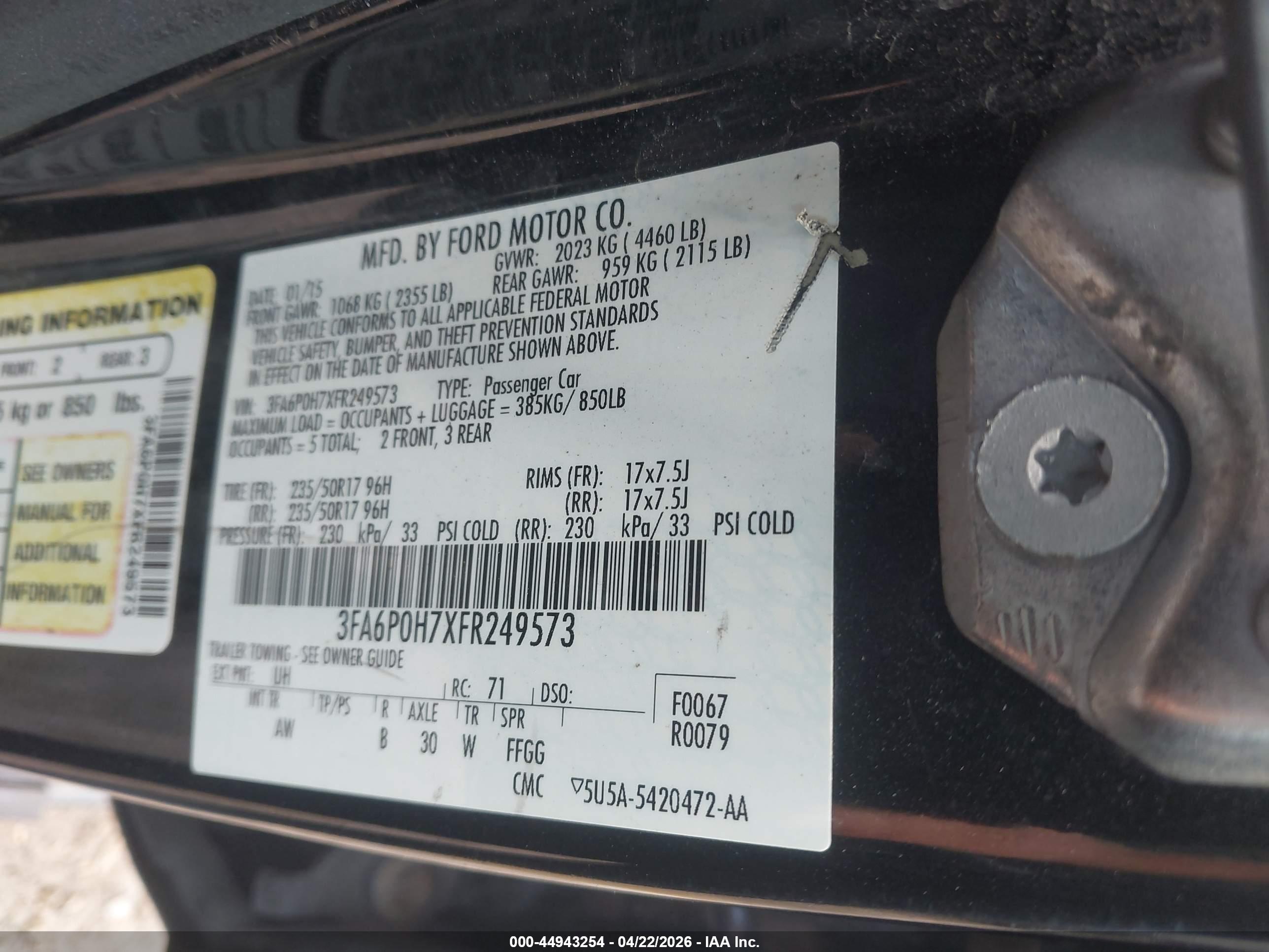 FORD FUSION image 9