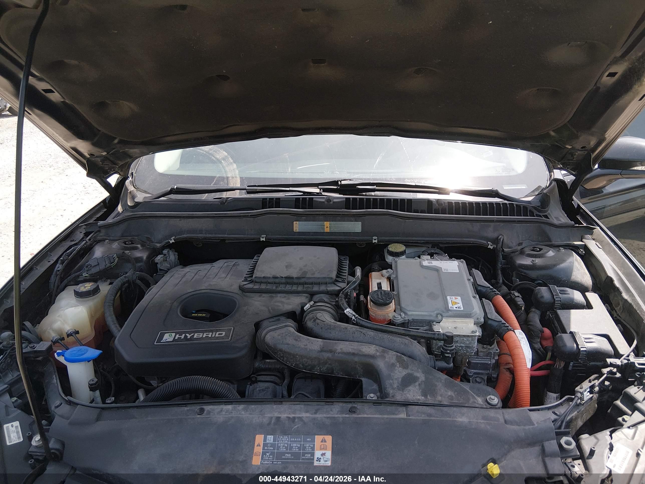 FORD FUSION image 10