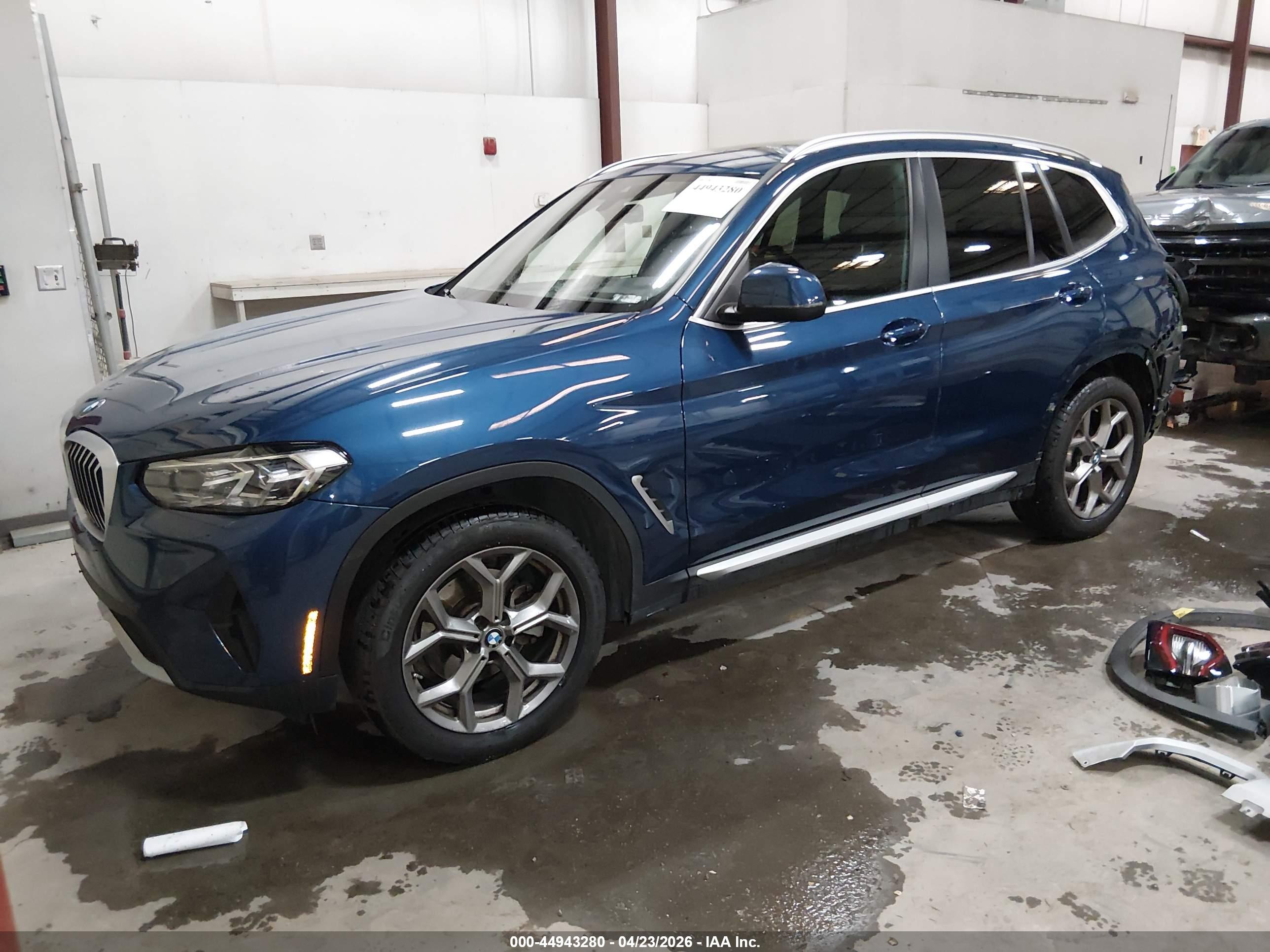 BMW X3 image 2