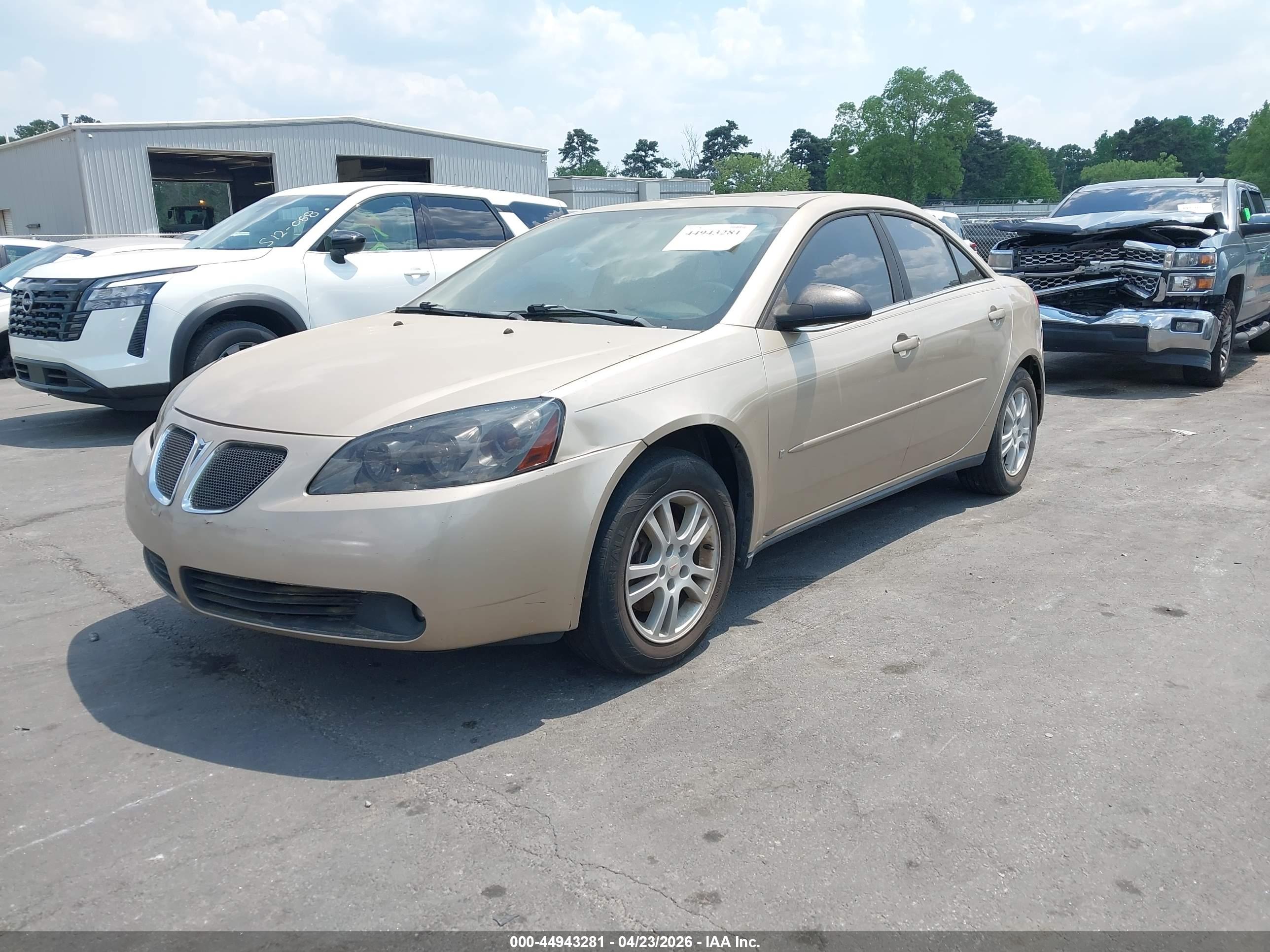 PONTIAC G6 image 2
