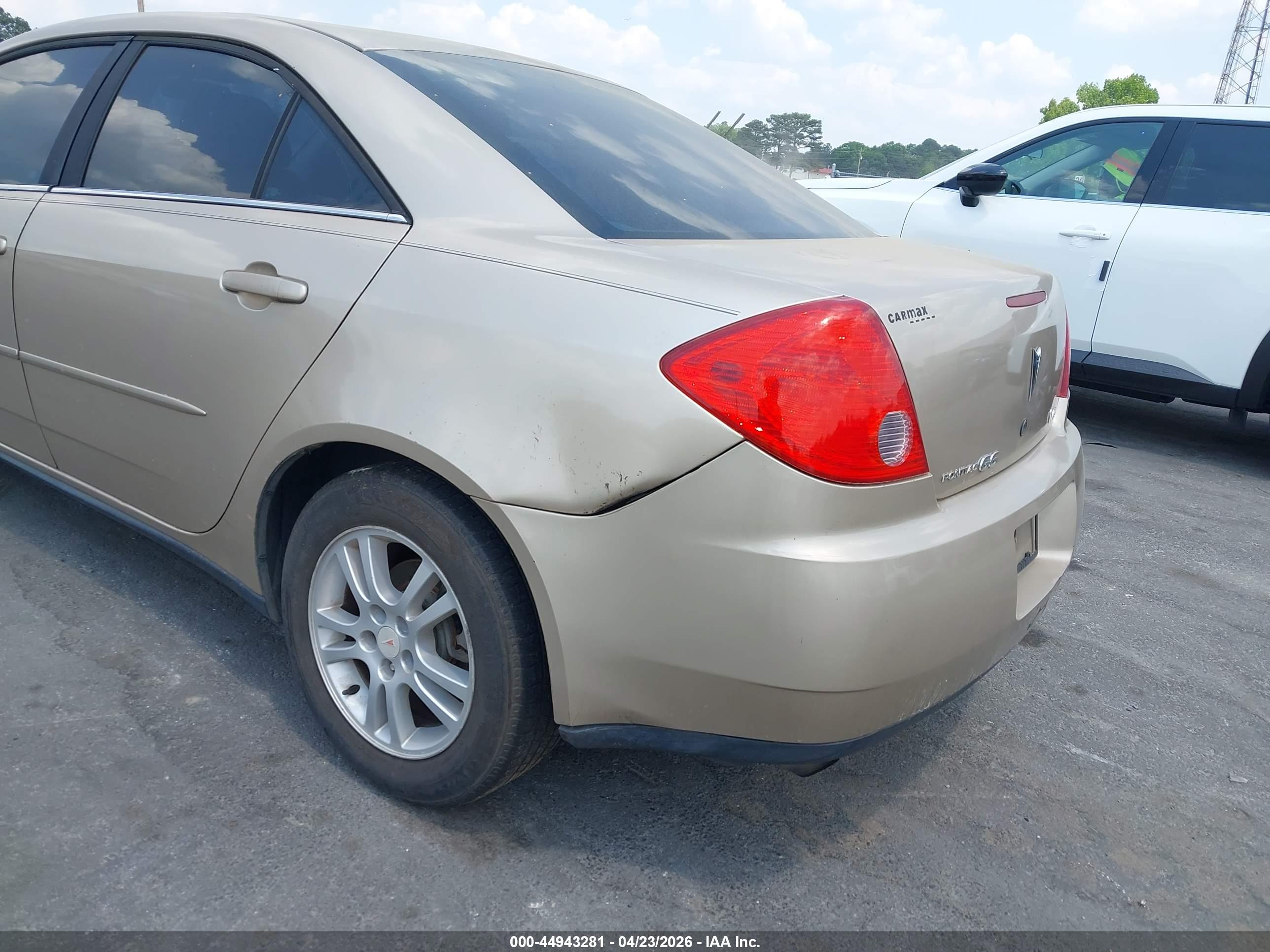 PONTIAC G6 image 6