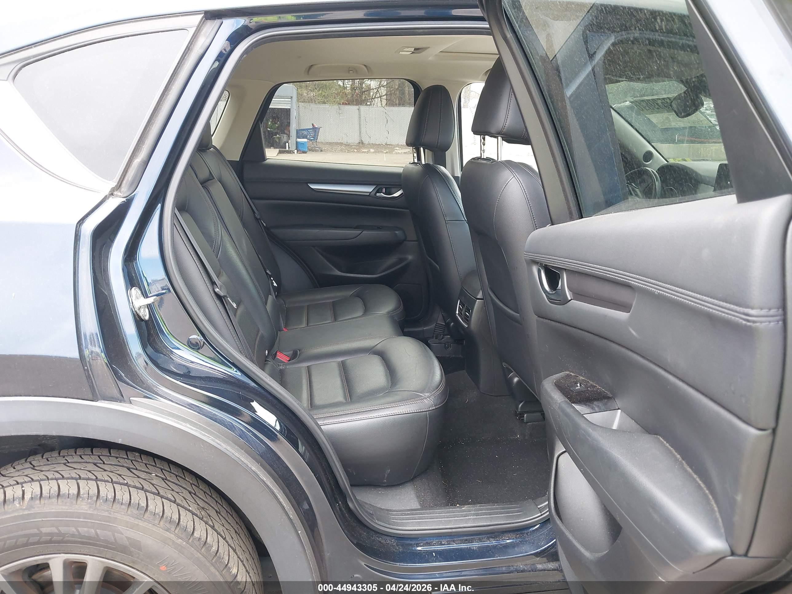MAZDA CX-5 image 8