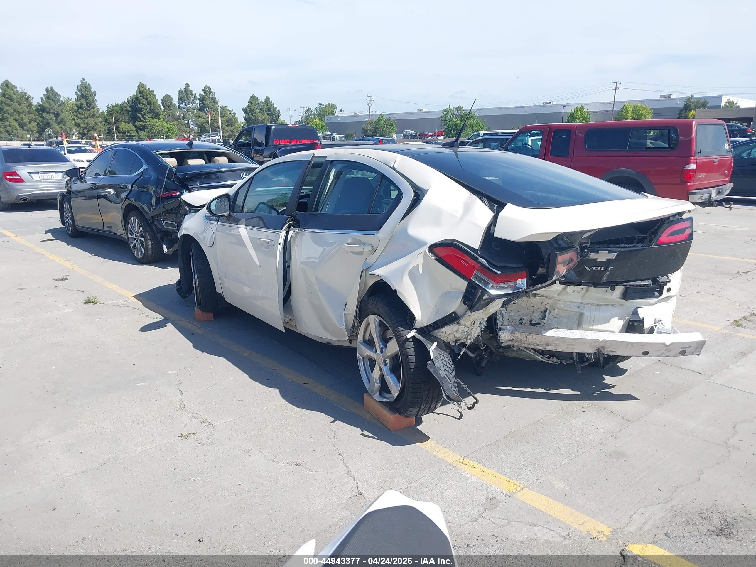 CHEVROLET VOLT image 3