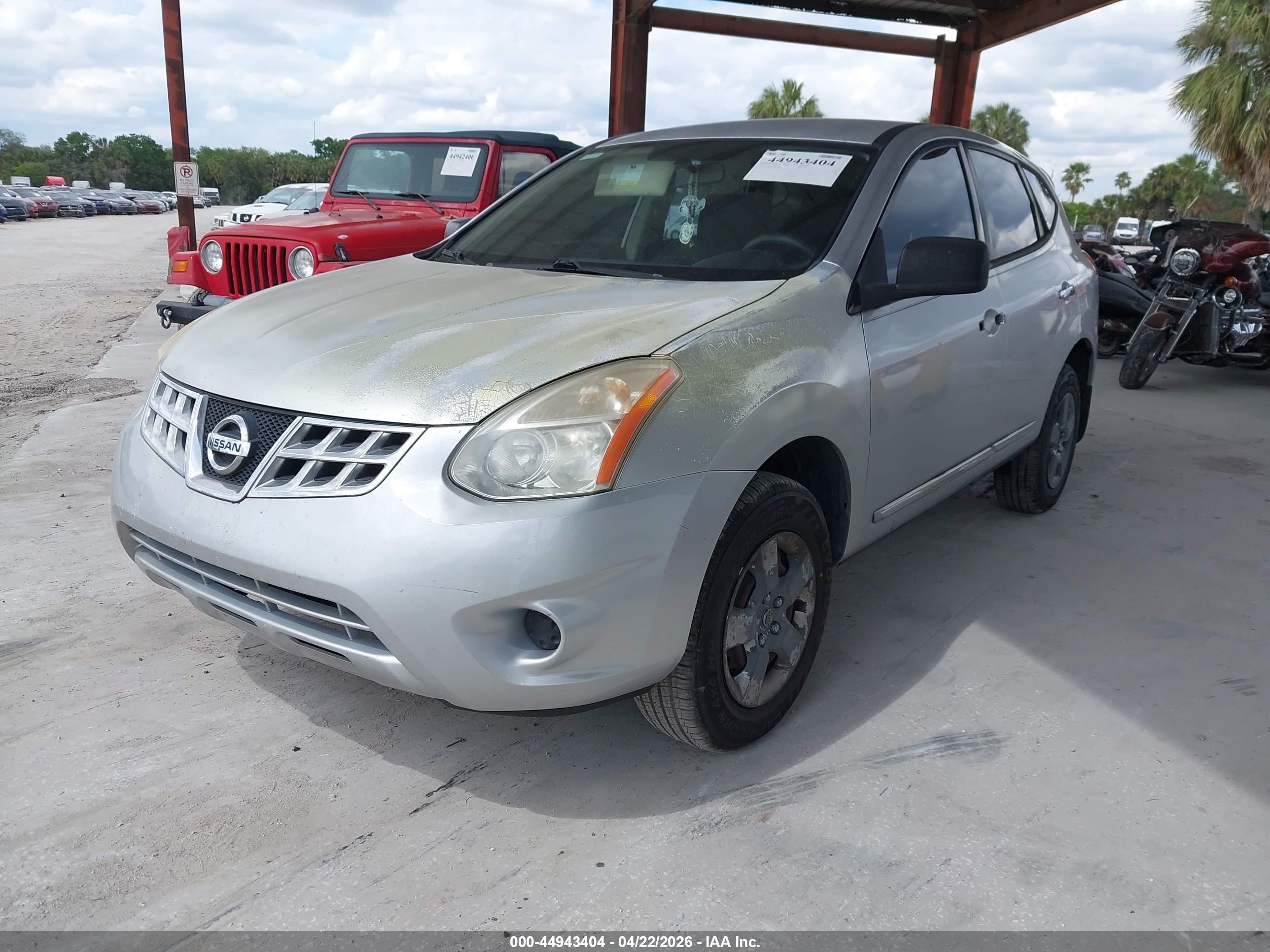 NISSAN ROGUE image 2