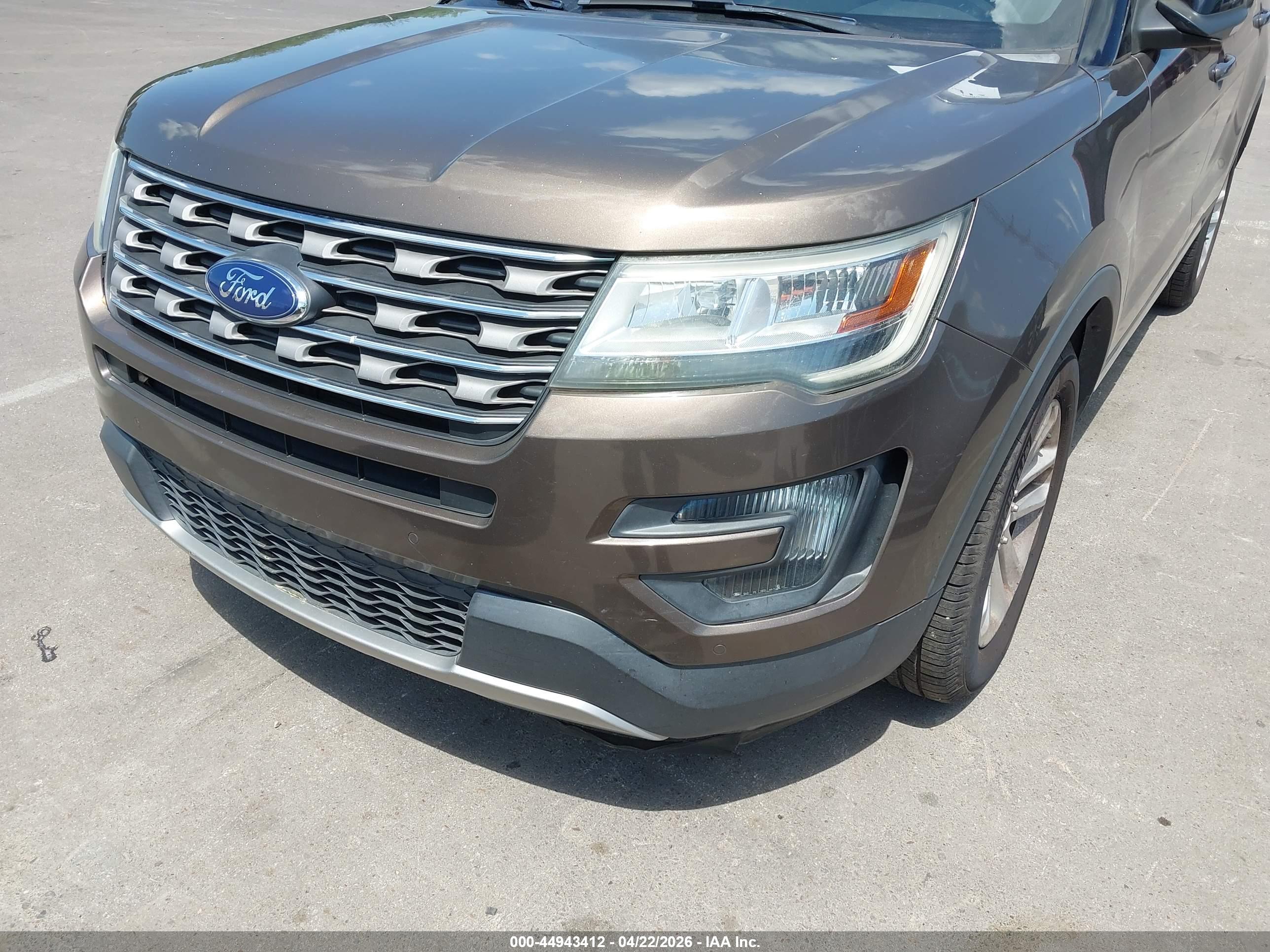 FORD EXPLORER image 6