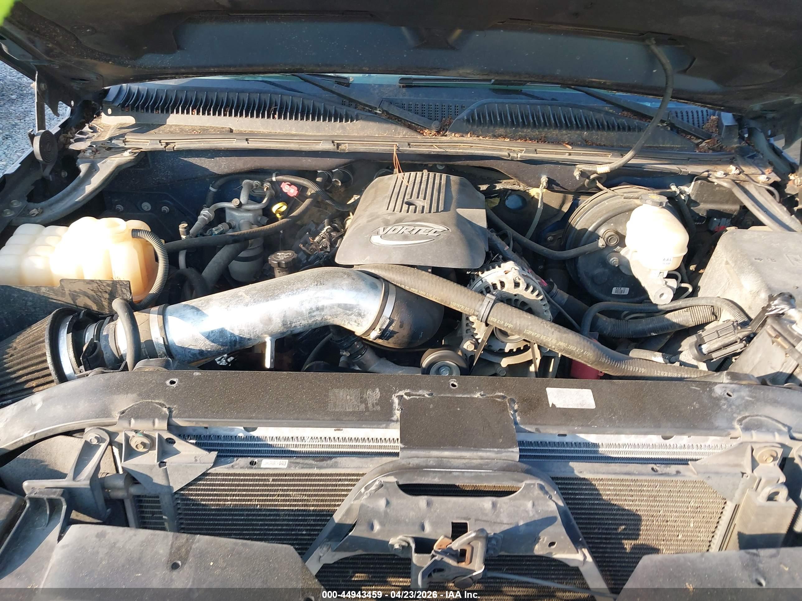 CHEVROLET SILVERADO image 10