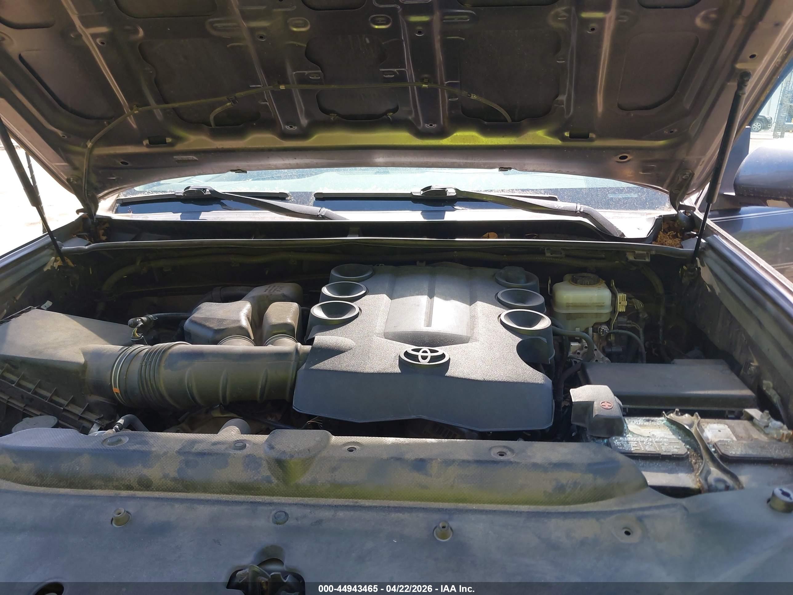 TOYOTA 4RUNNER image 10