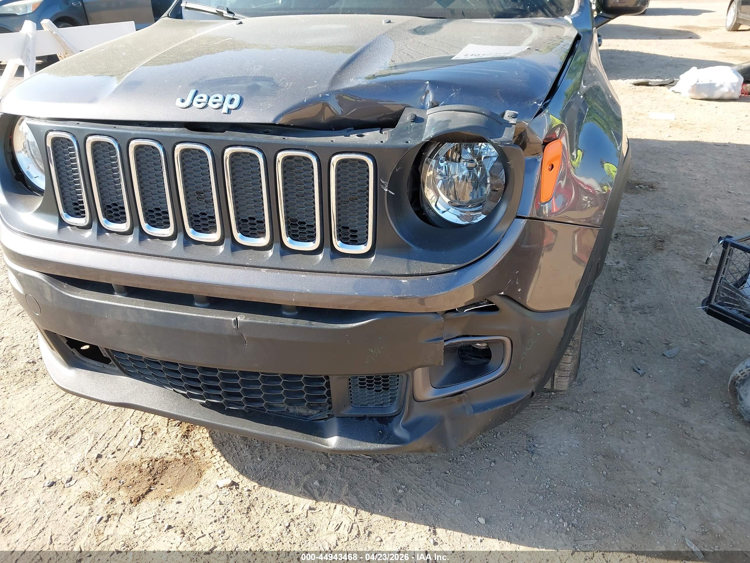 JEEP RENEGADE image 6
