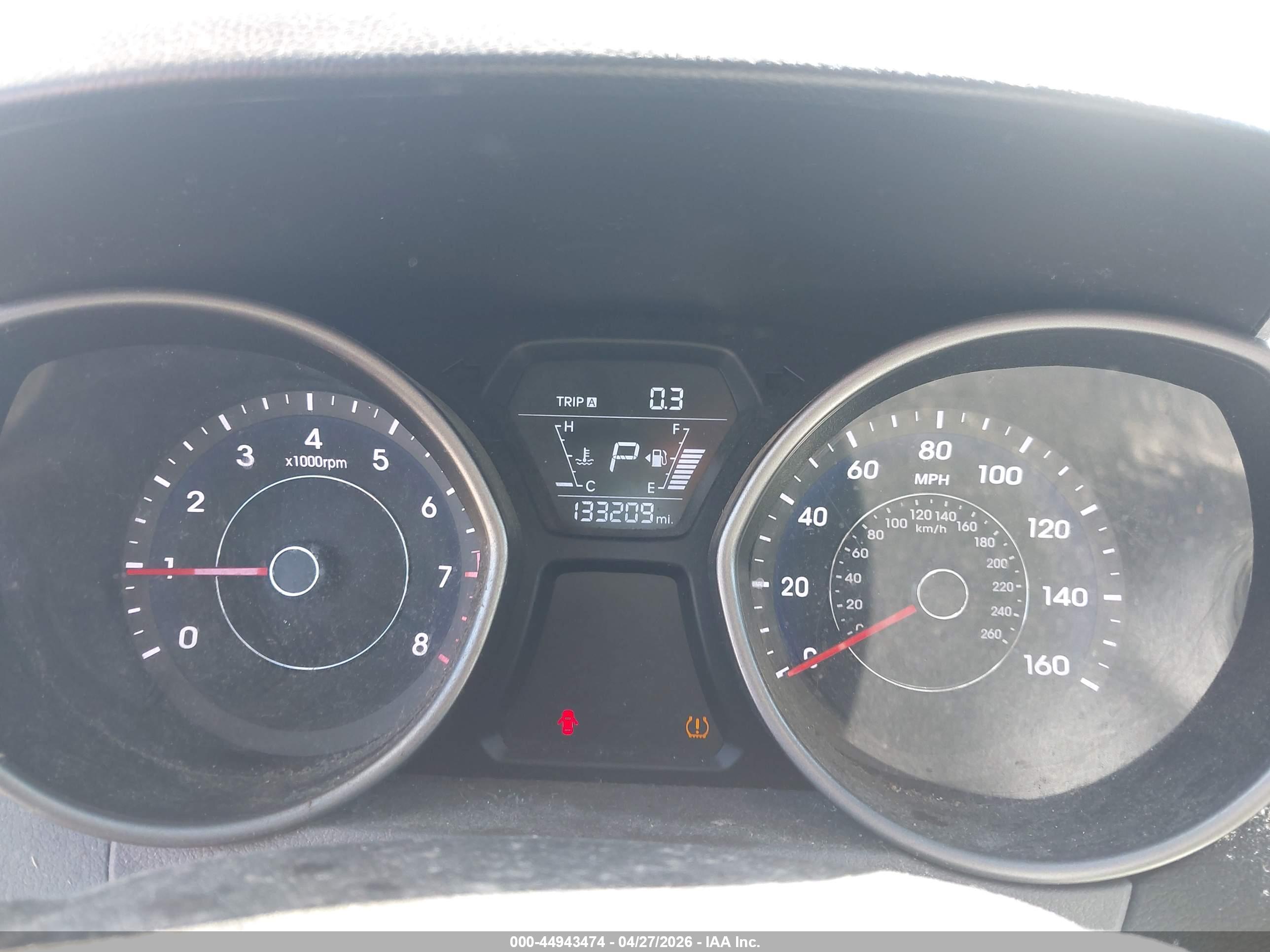 HYUNDAI ELANTRA image 7