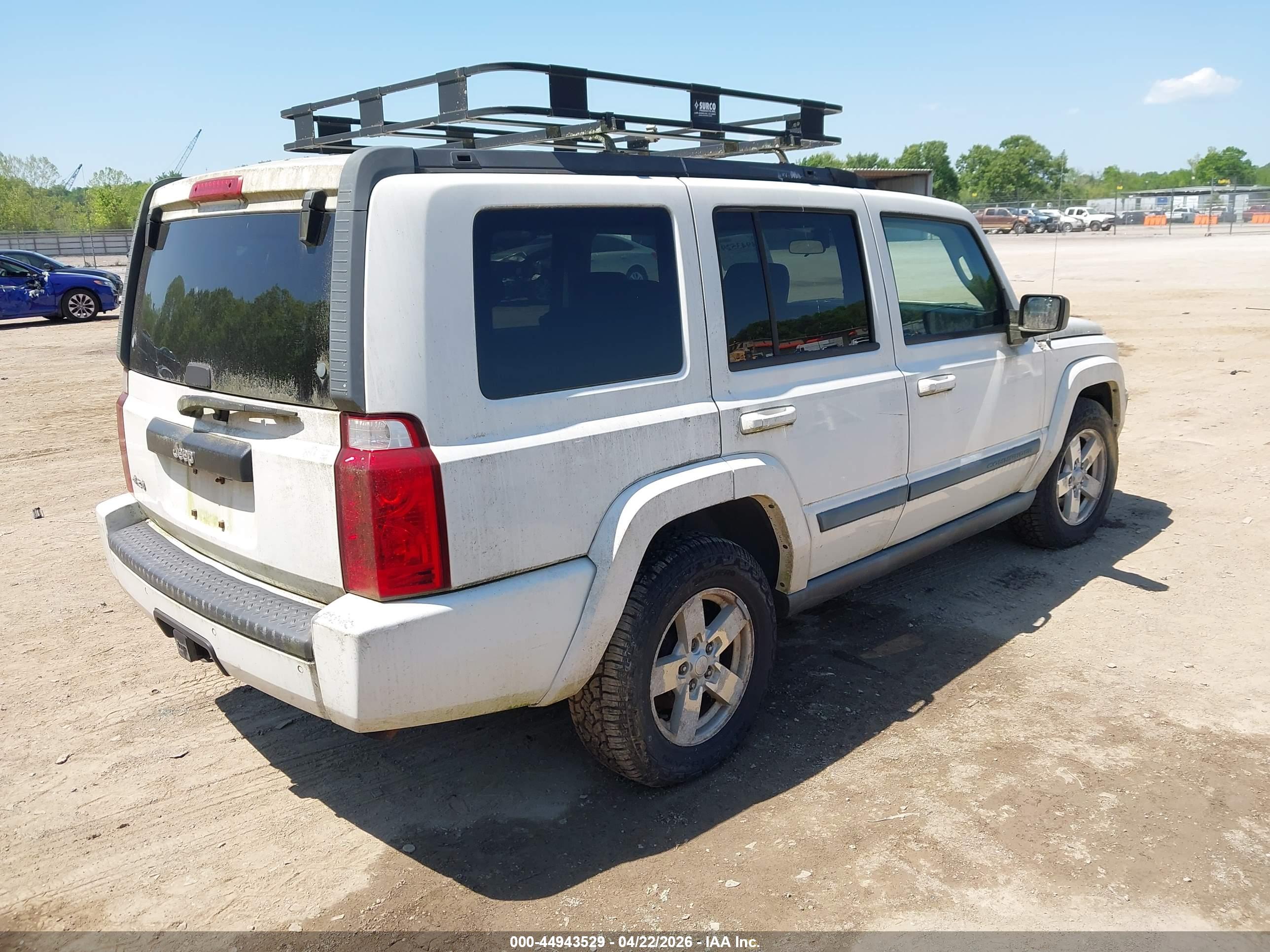 JEEP COMMANDER image 4