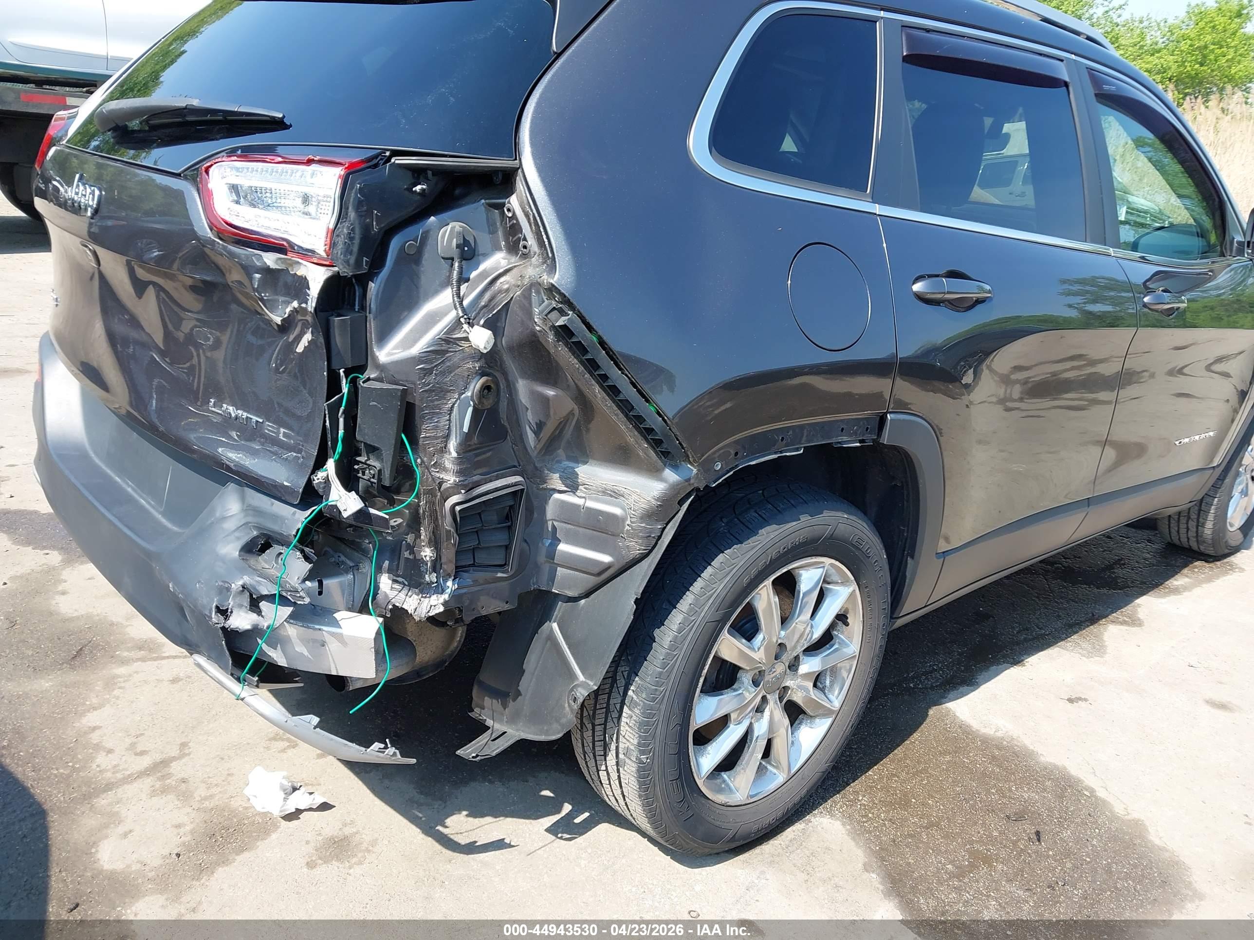 JEEP CHEROKEE image 6