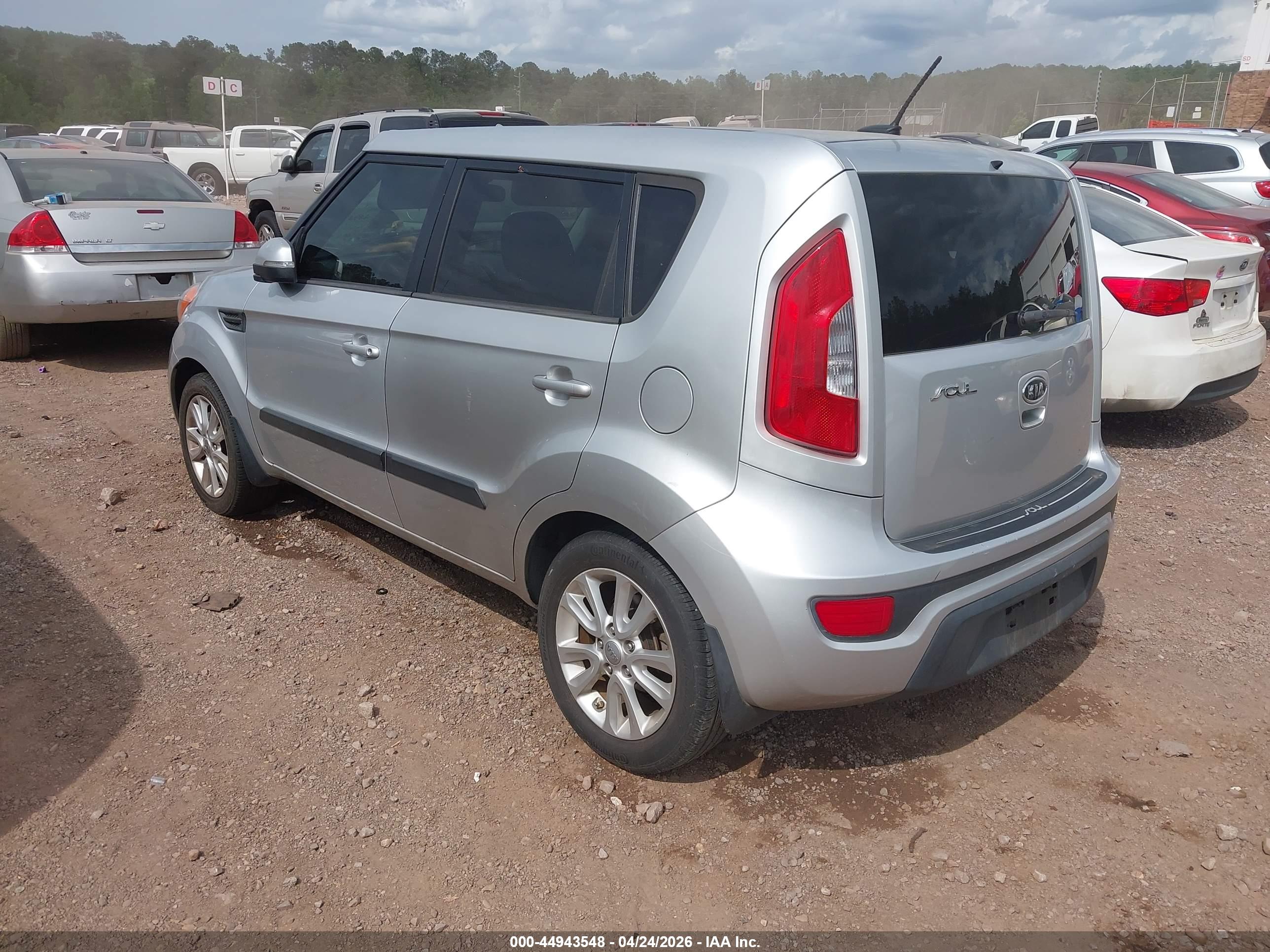 KIA SOUL image 3