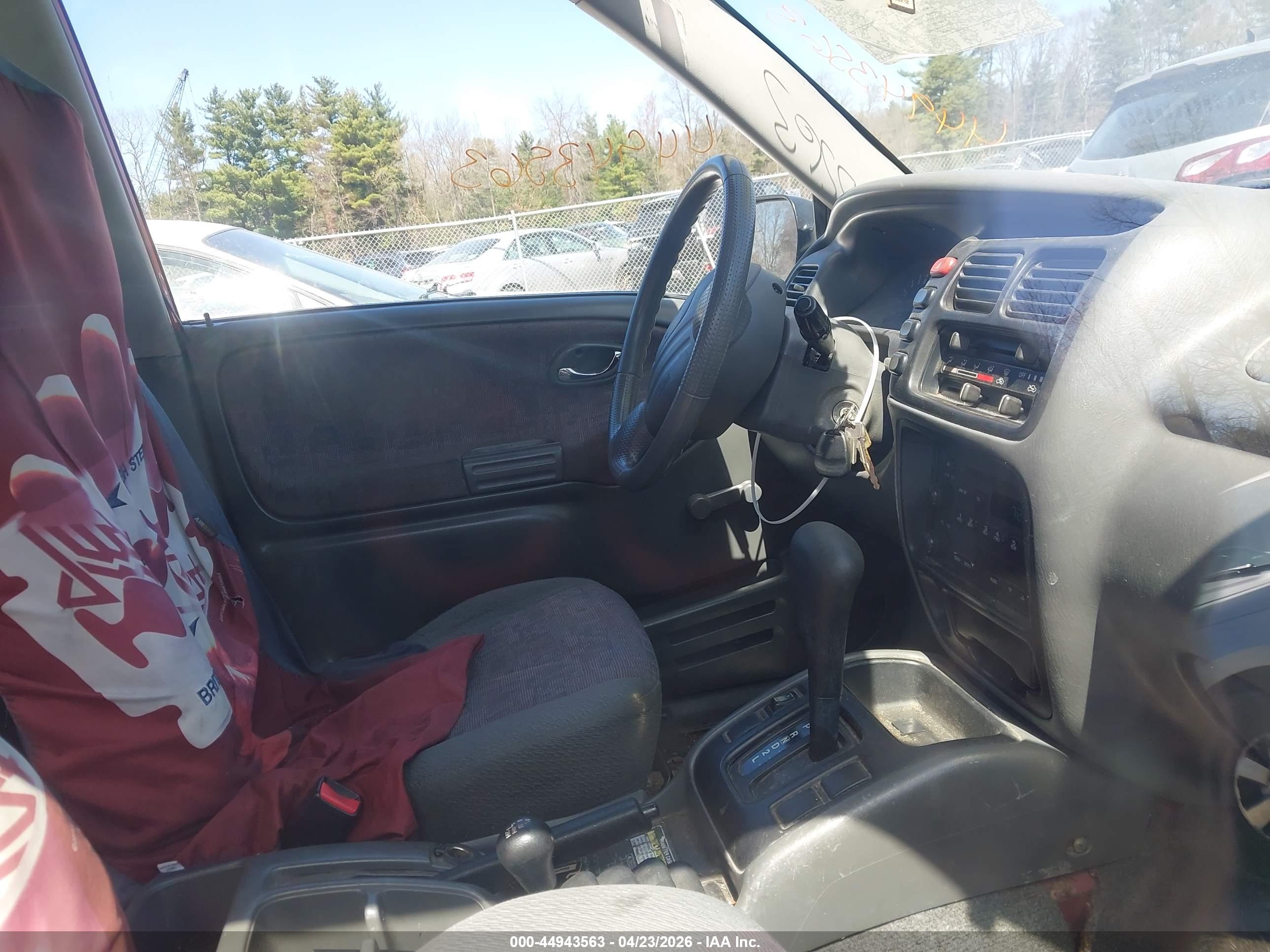 CHEVROLET TRACKER image 5