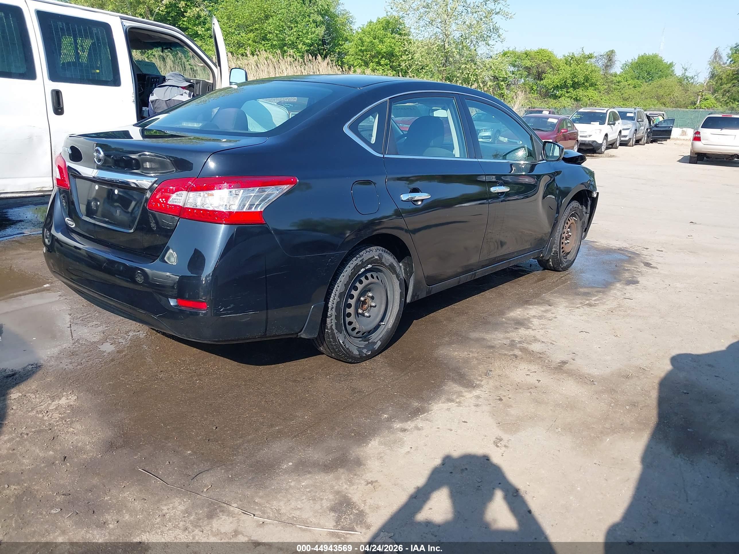 NISSAN SENTRA image 4