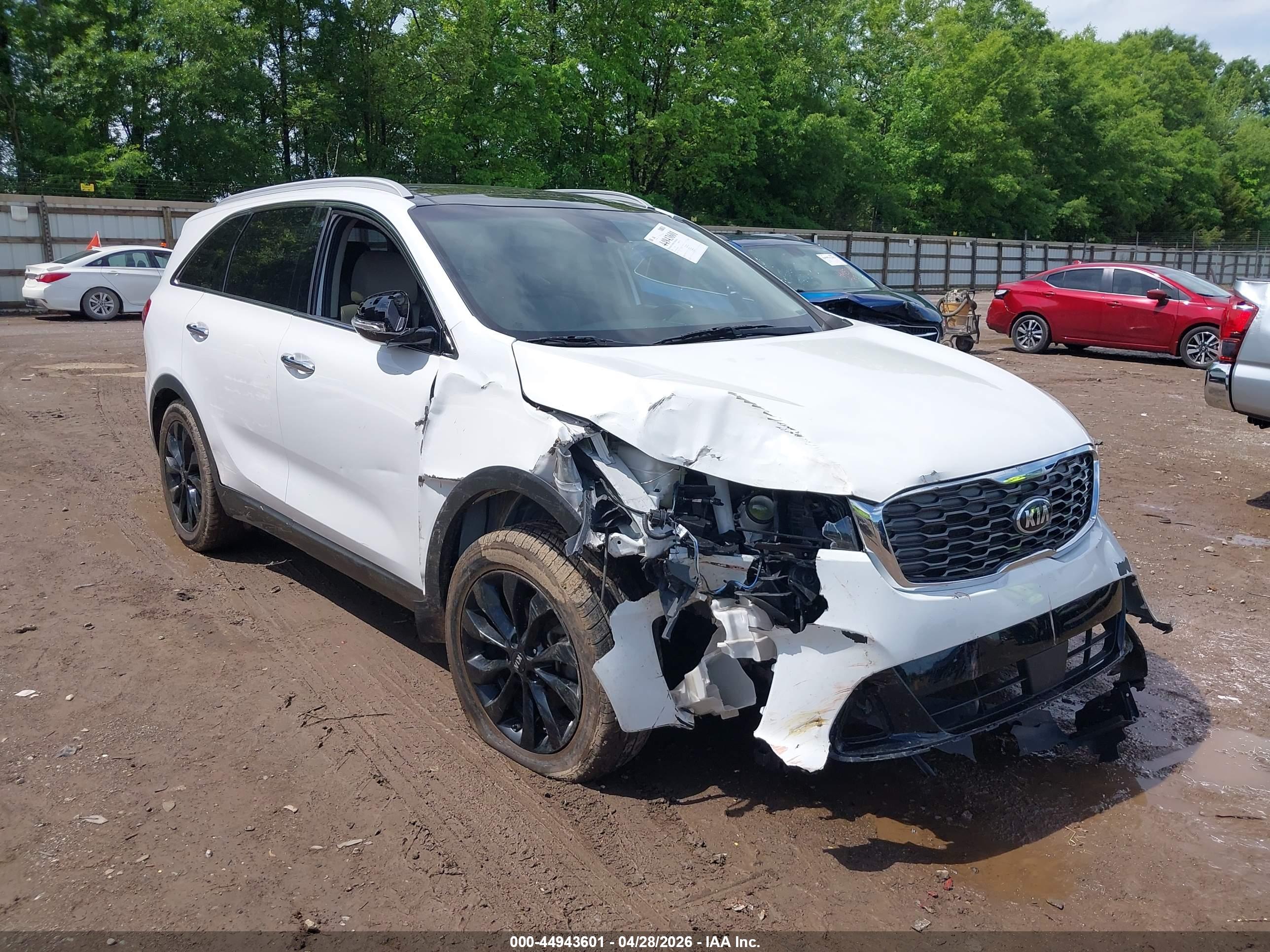 KIA SORENTO image 6