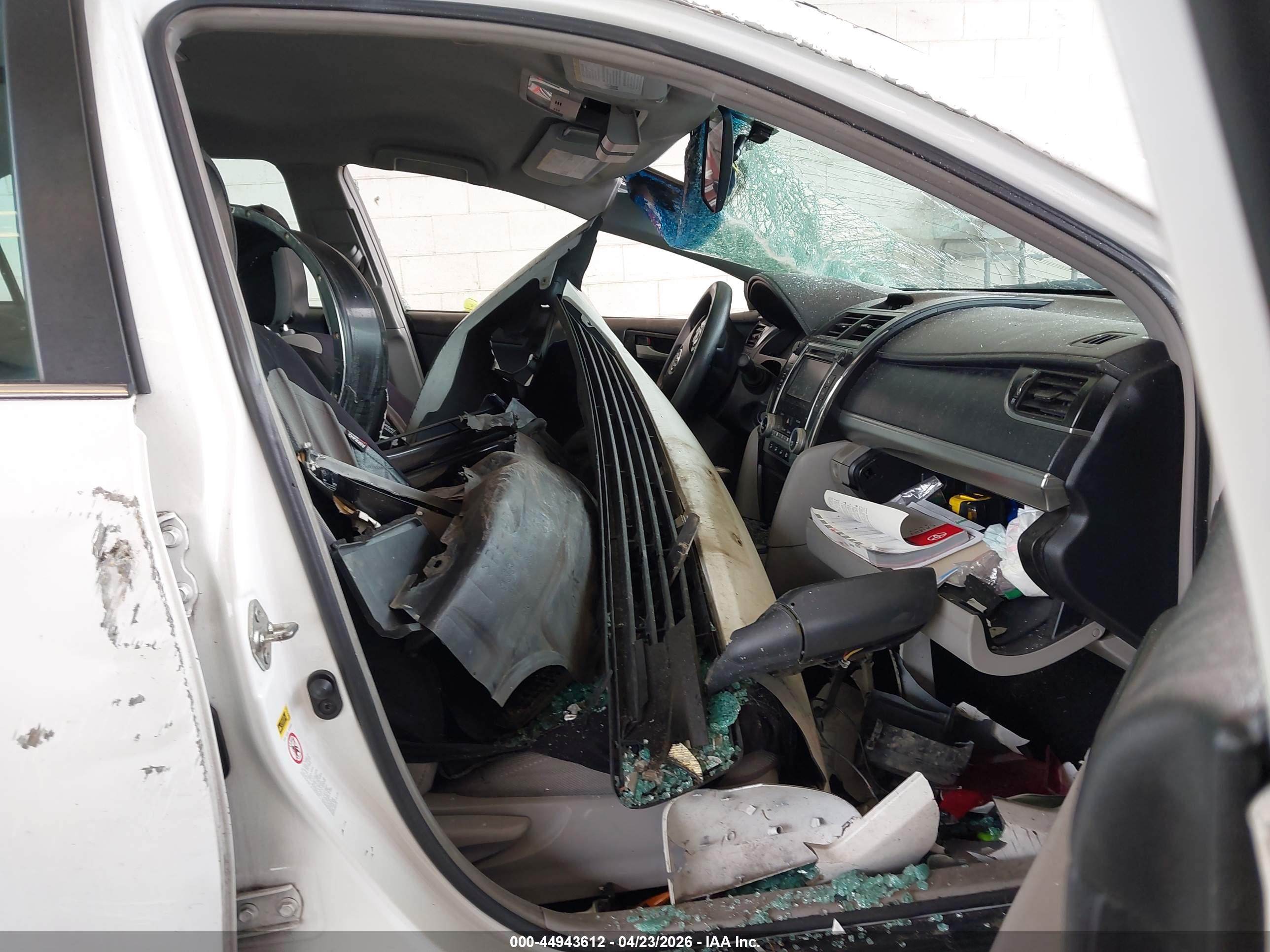 TOYOTA CAMRY image 5