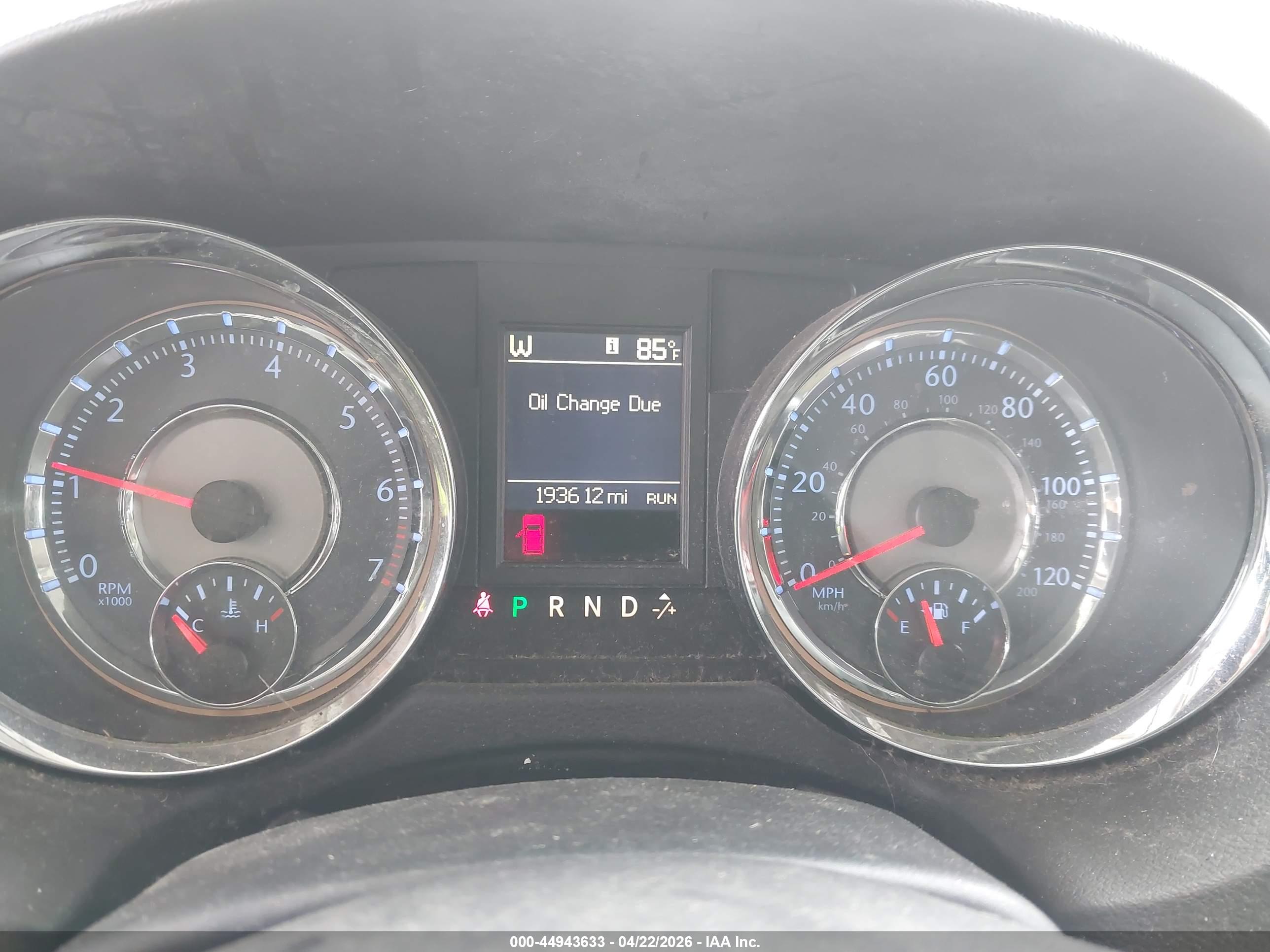 CHRYSLER TOWN image 7