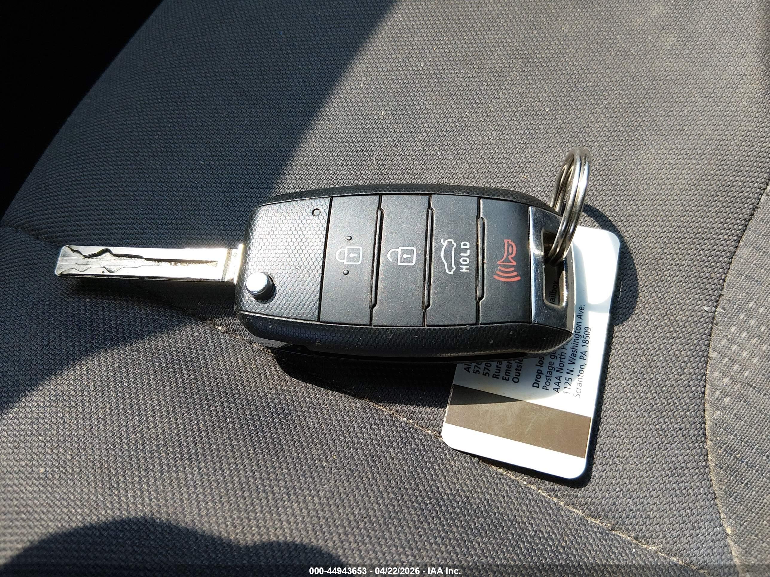 KIA RIO image 11