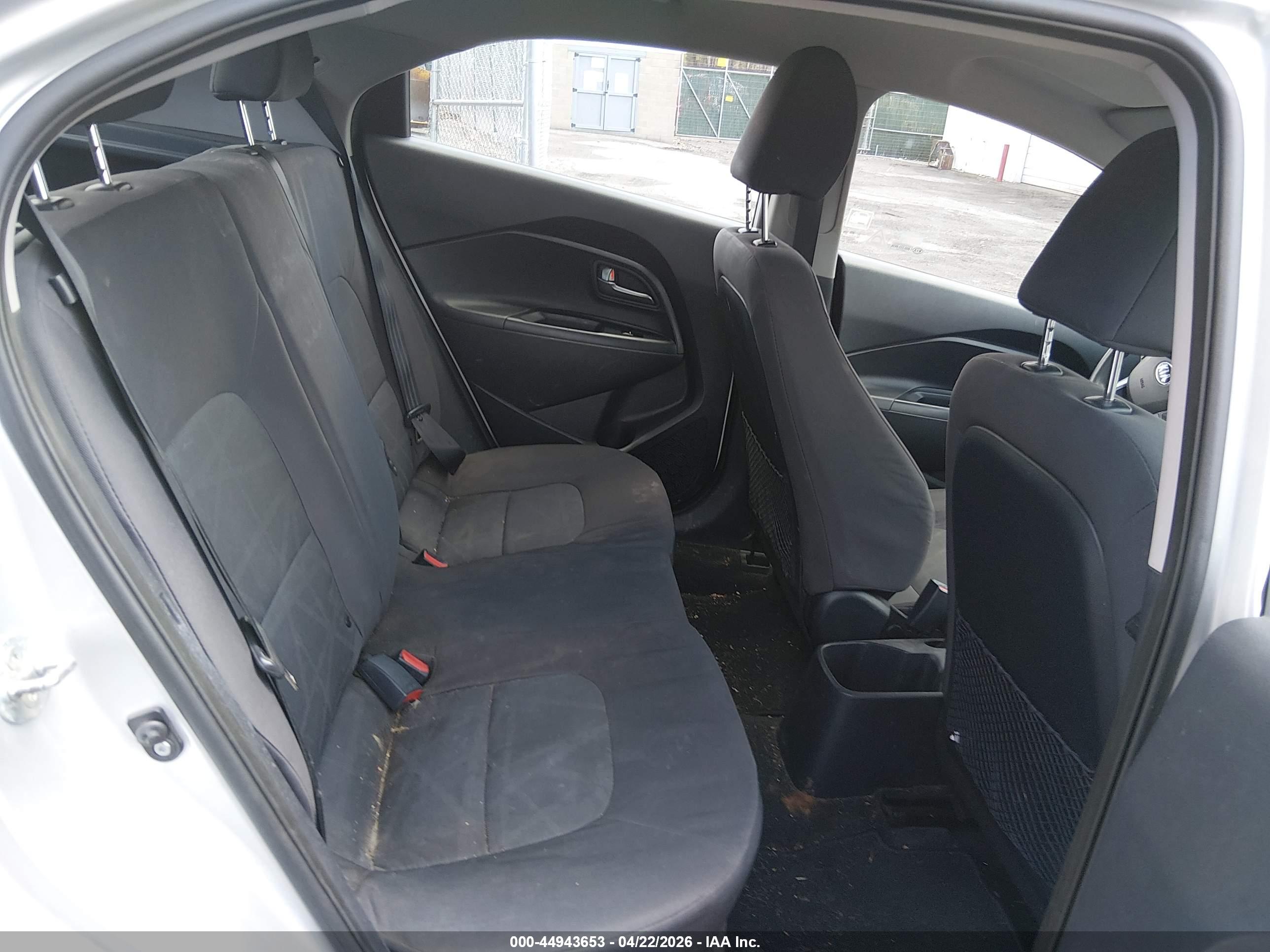 KIA RIO image 8