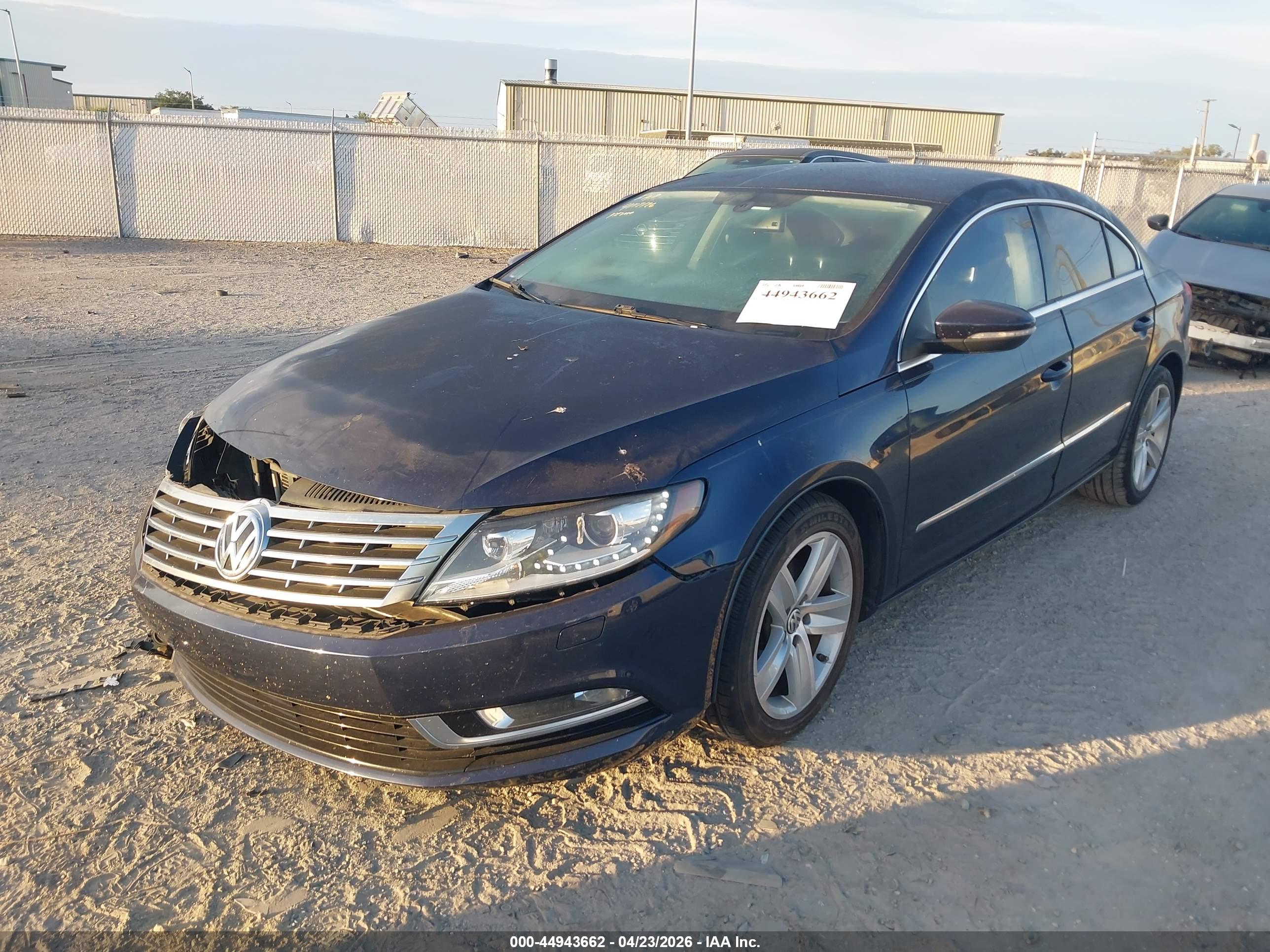 VOLKSWAGEN CC image 2