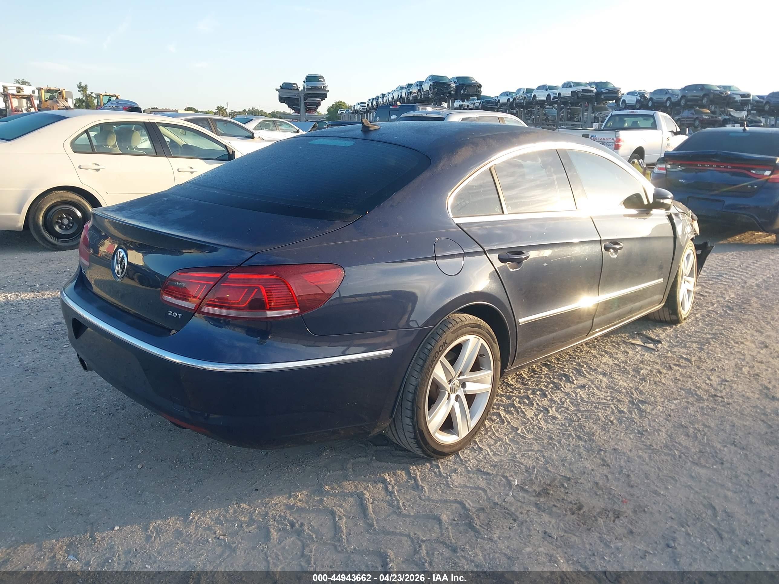 VOLKSWAGEN CC image 4