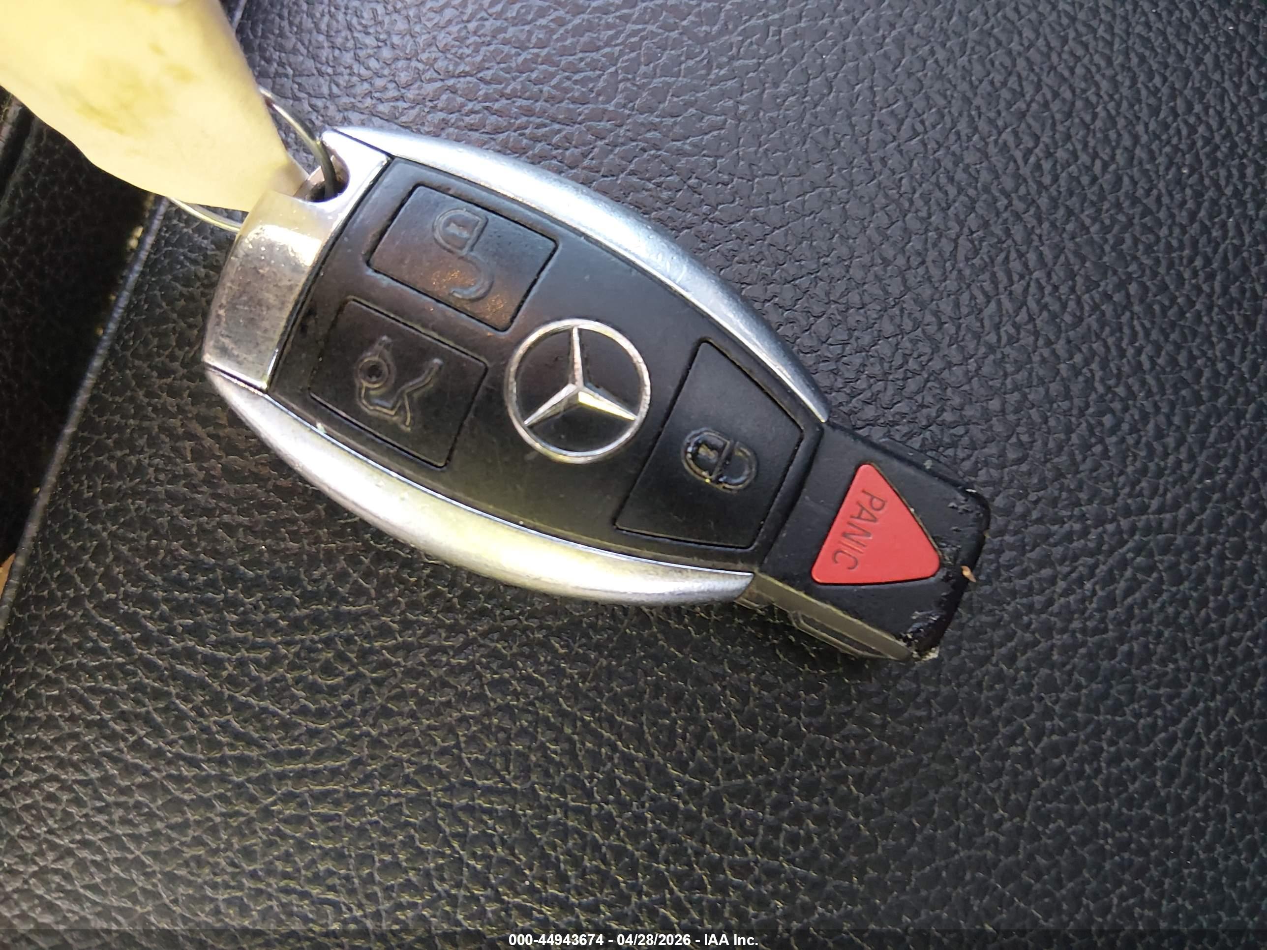 MERCEDES-BENZ GLA image 11