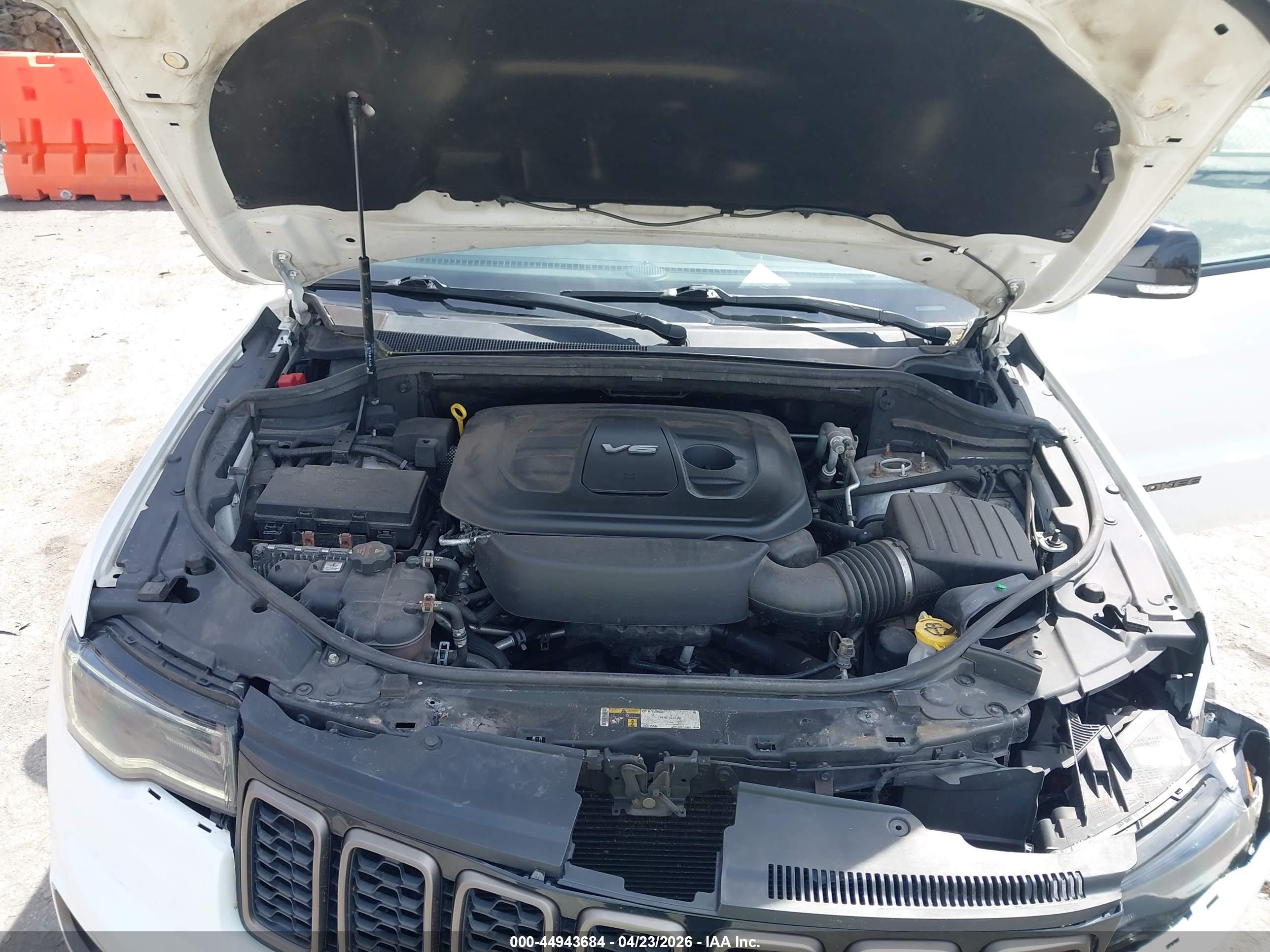 JEEP GRAND image 10