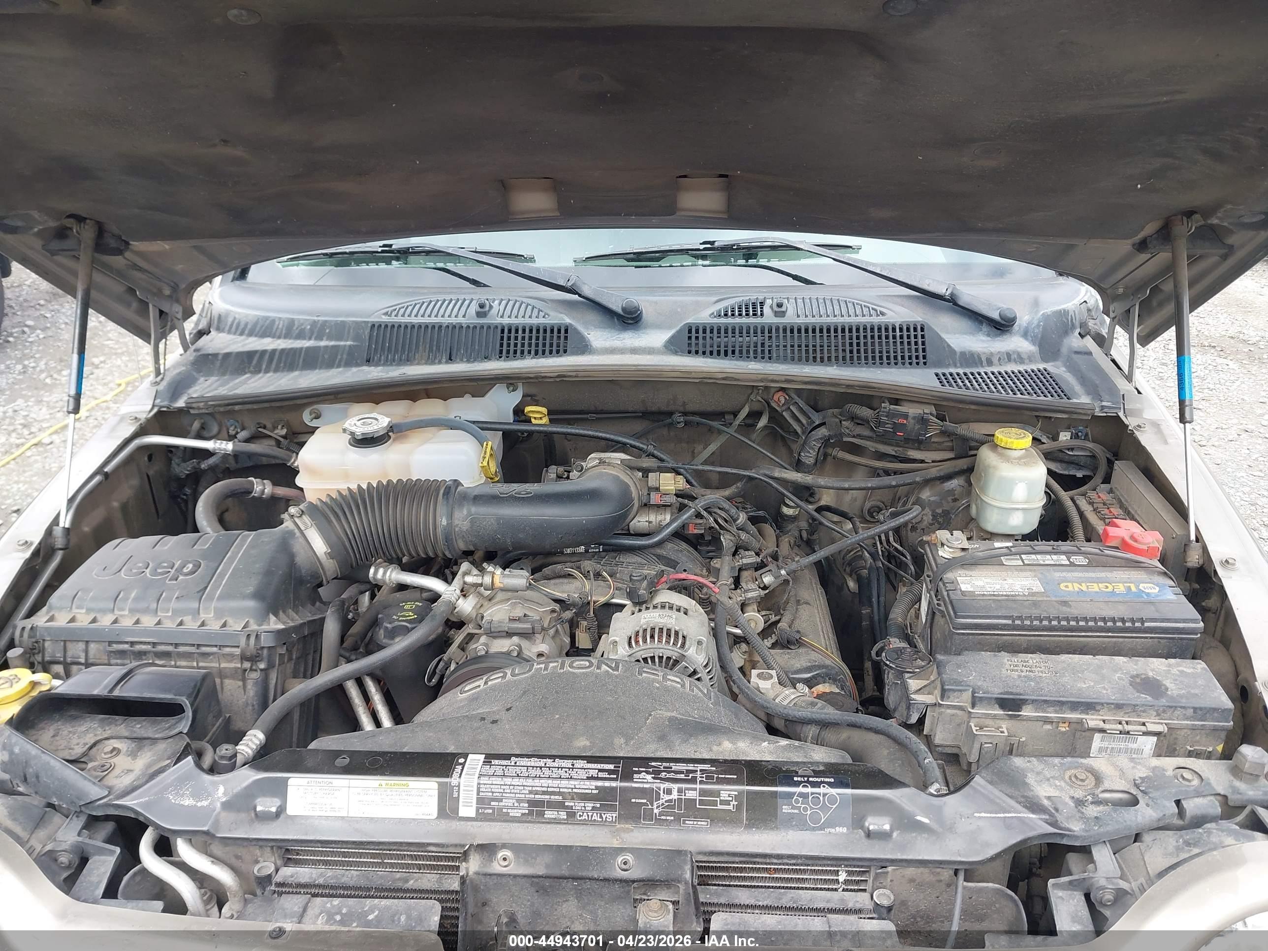 JEEP LIBERTY image 10