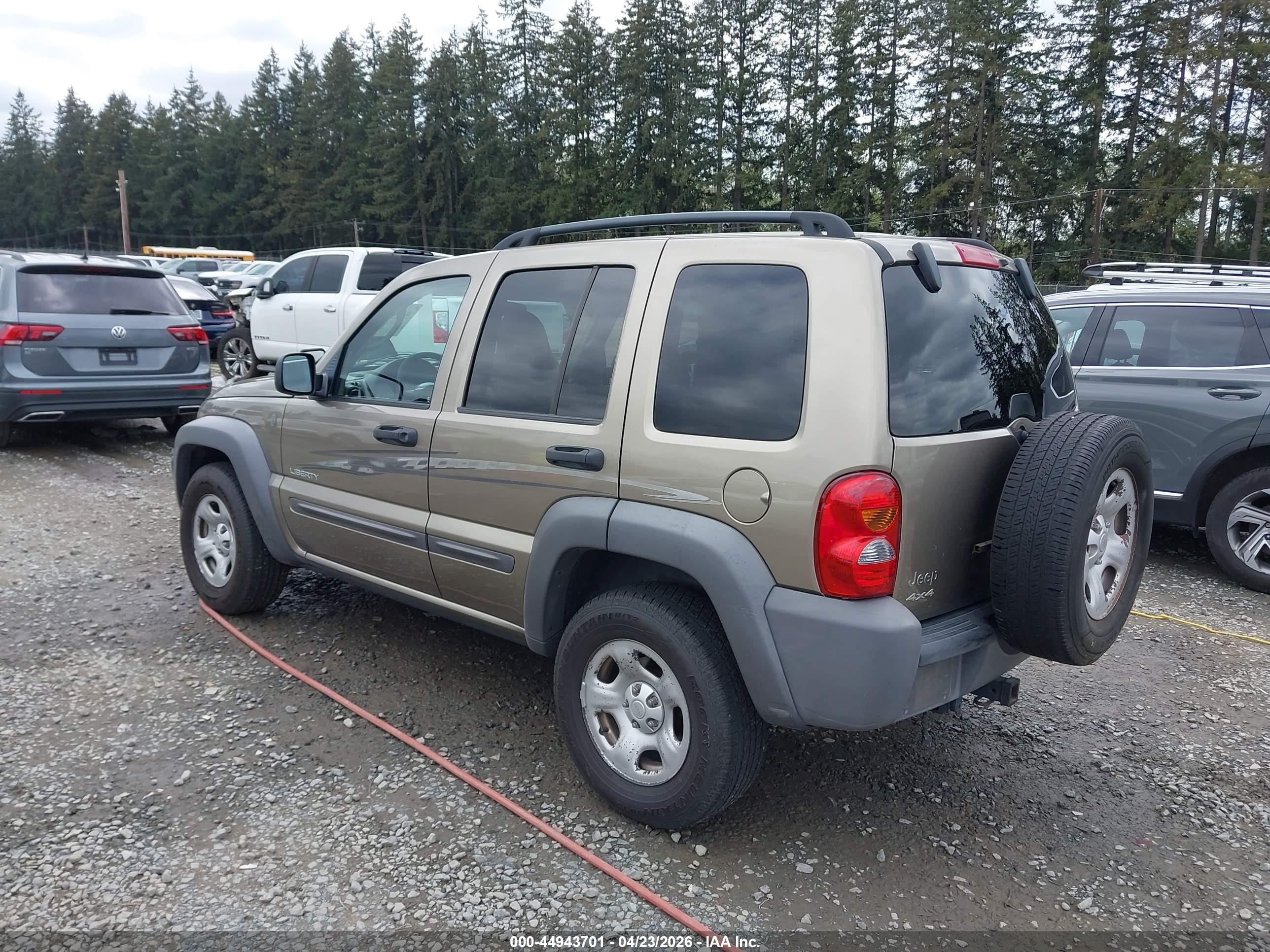 JEEP LIBERTY image 3