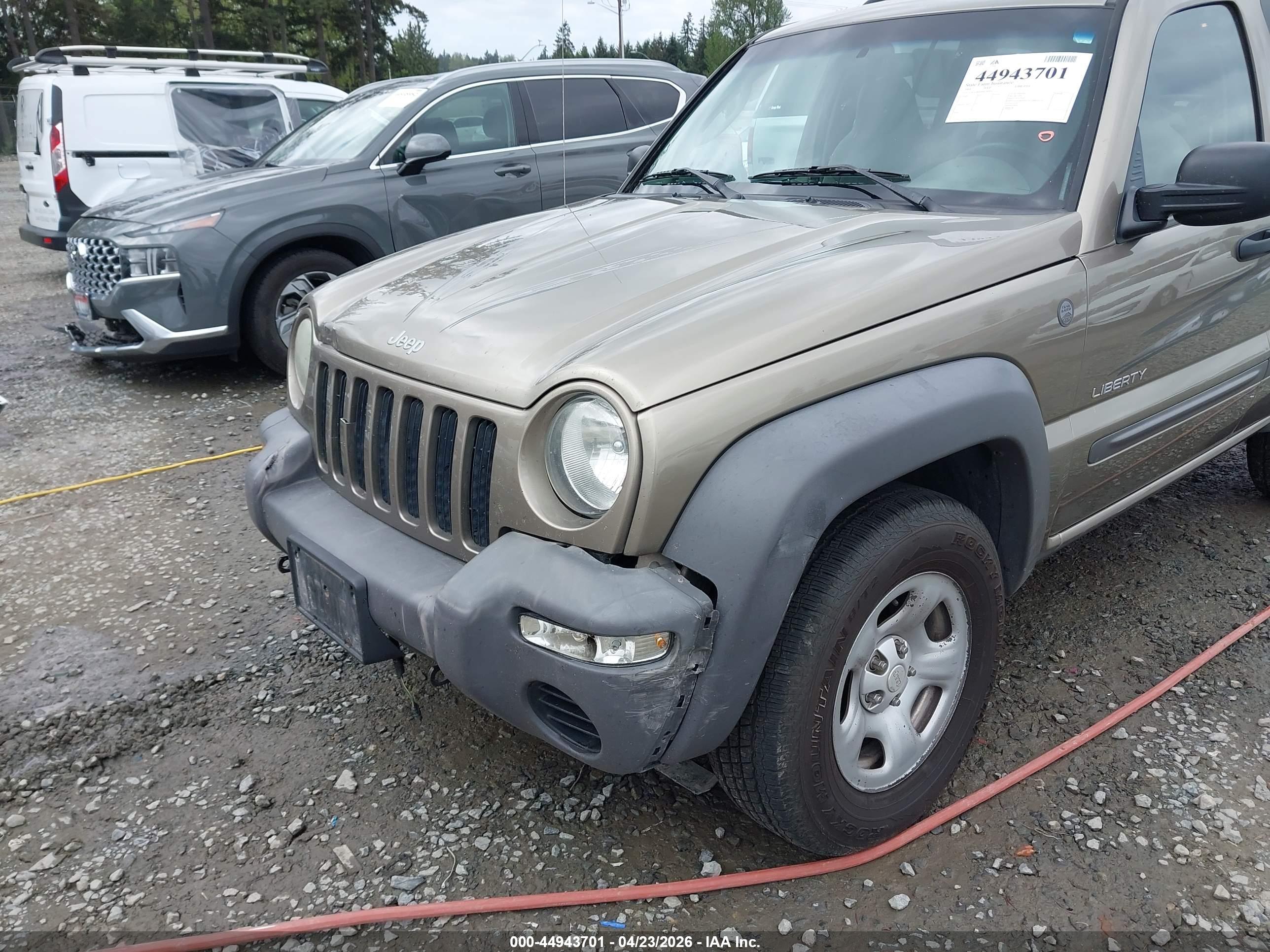 JEEP LIBERTY image 6