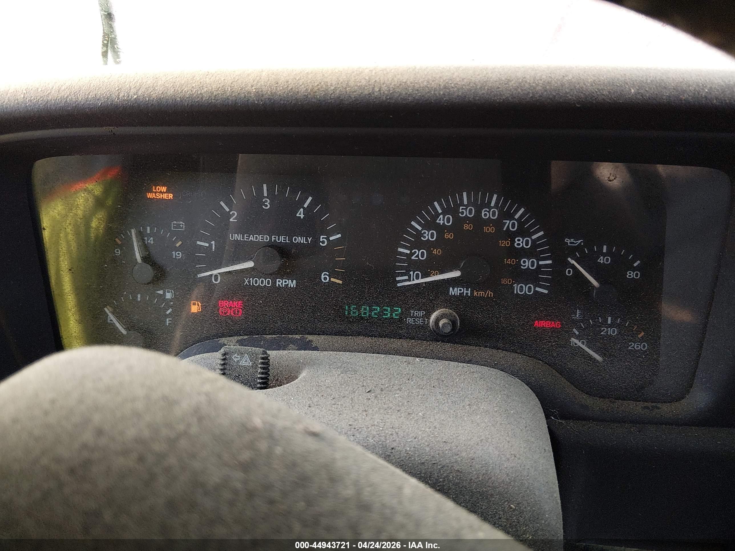 JEEP CHEROKEE image 7