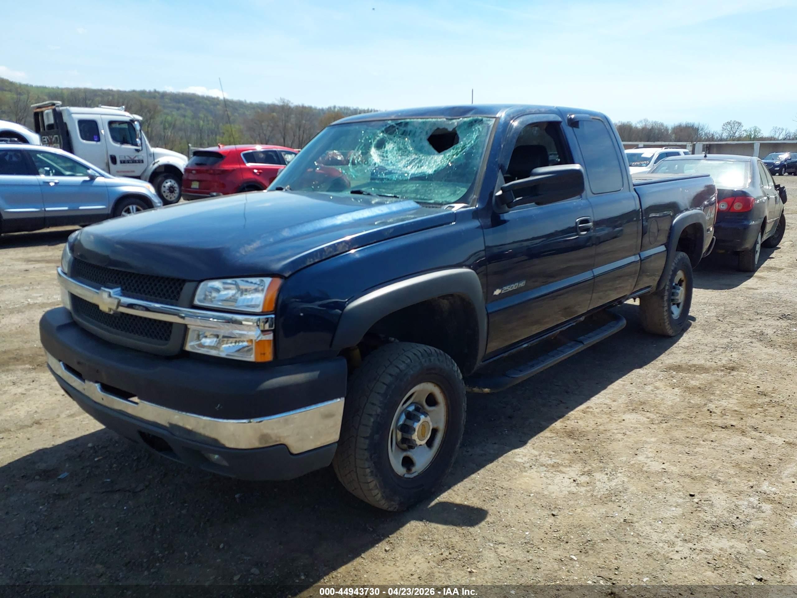 CHEVROLET SILVERADO image 2