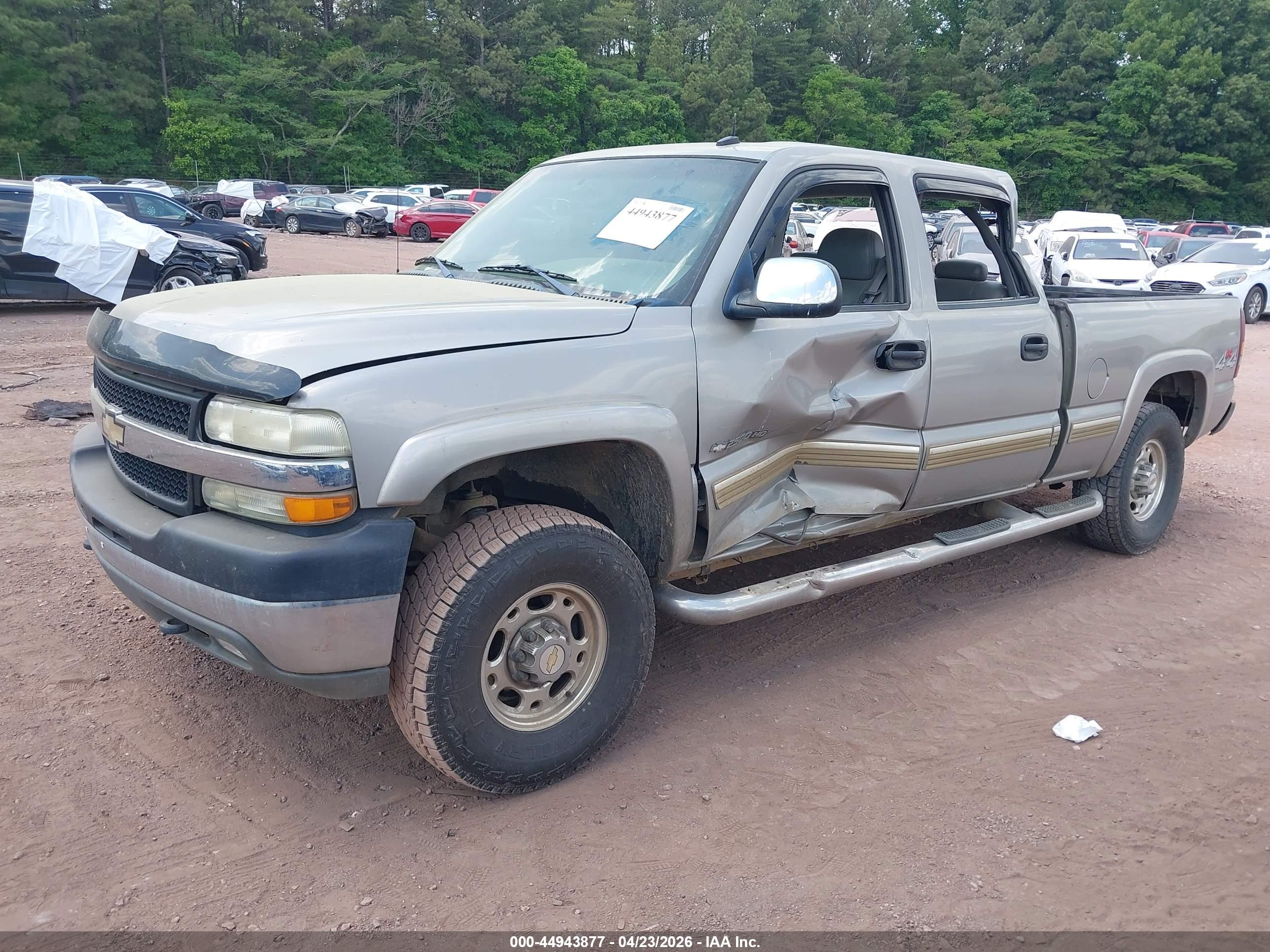 CHEVROLET SILVERADO image 2