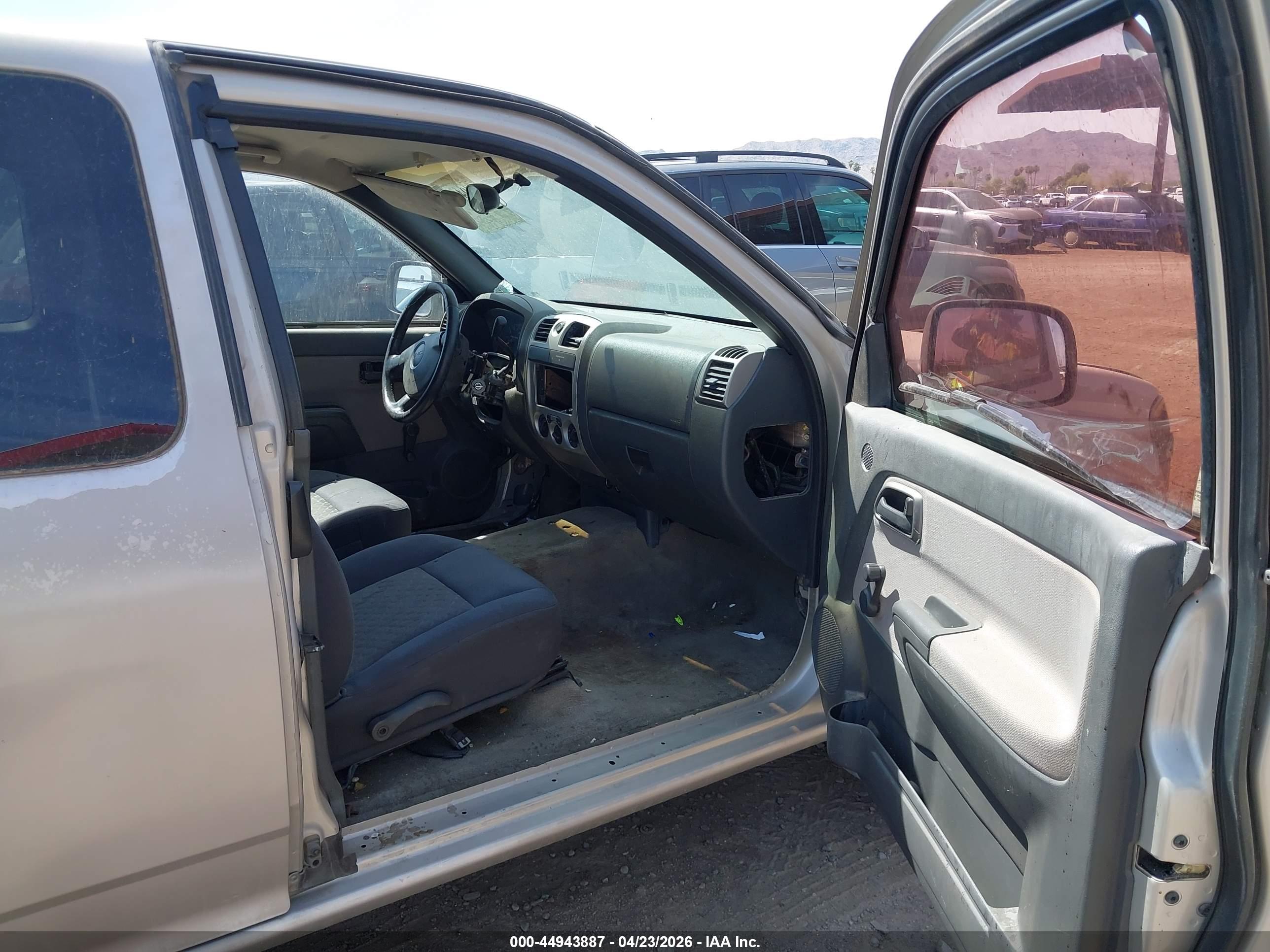 GMC CANYON image 5