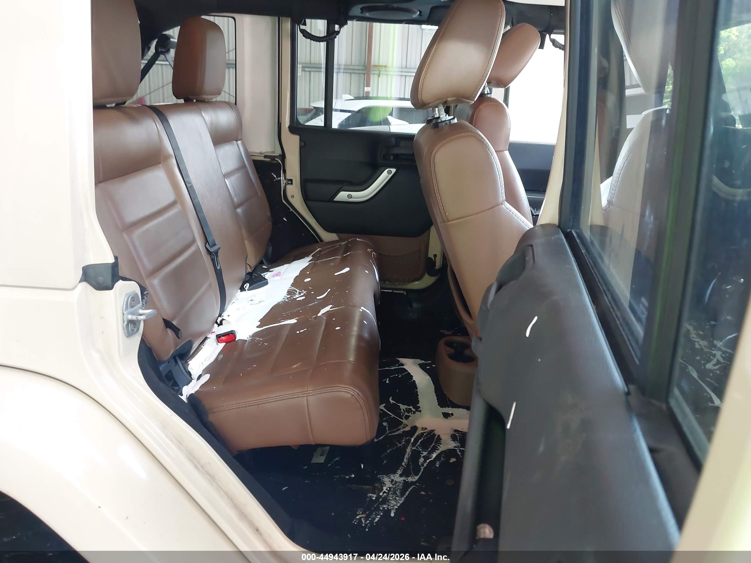JEEP WRANGLER image 8