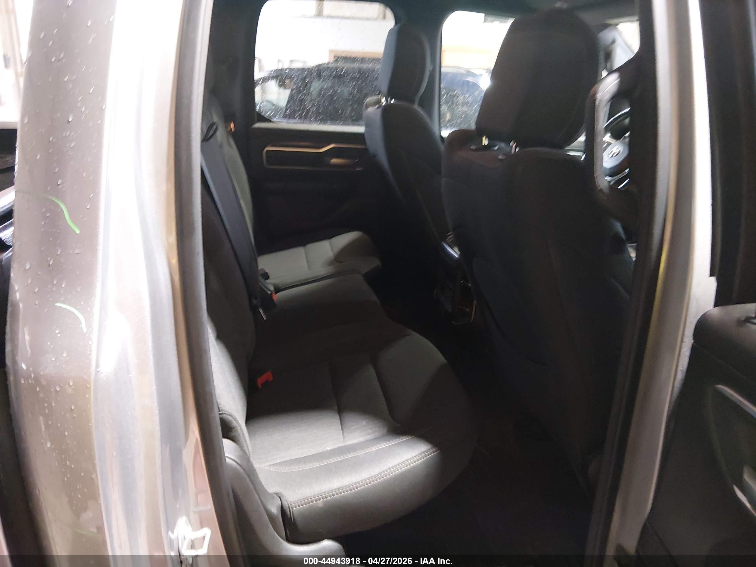 RAM 1500 image 8