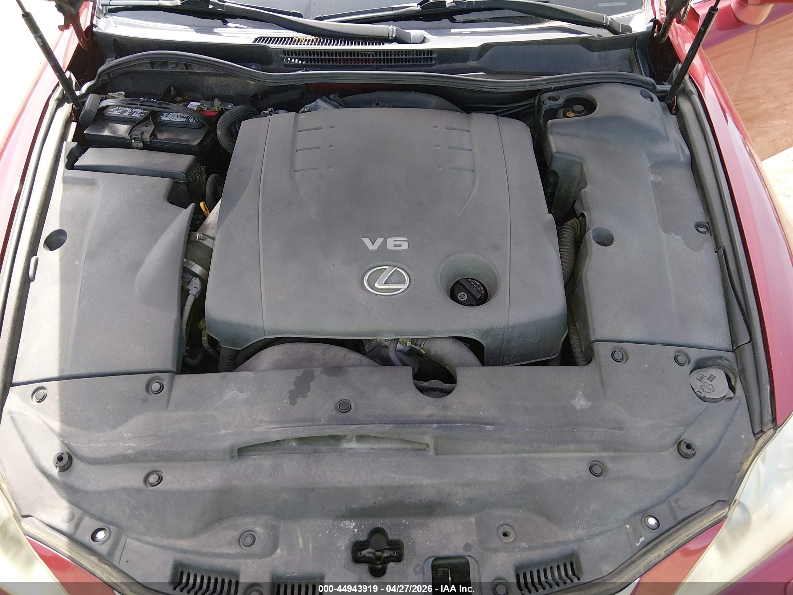 LEXUS IS image 10