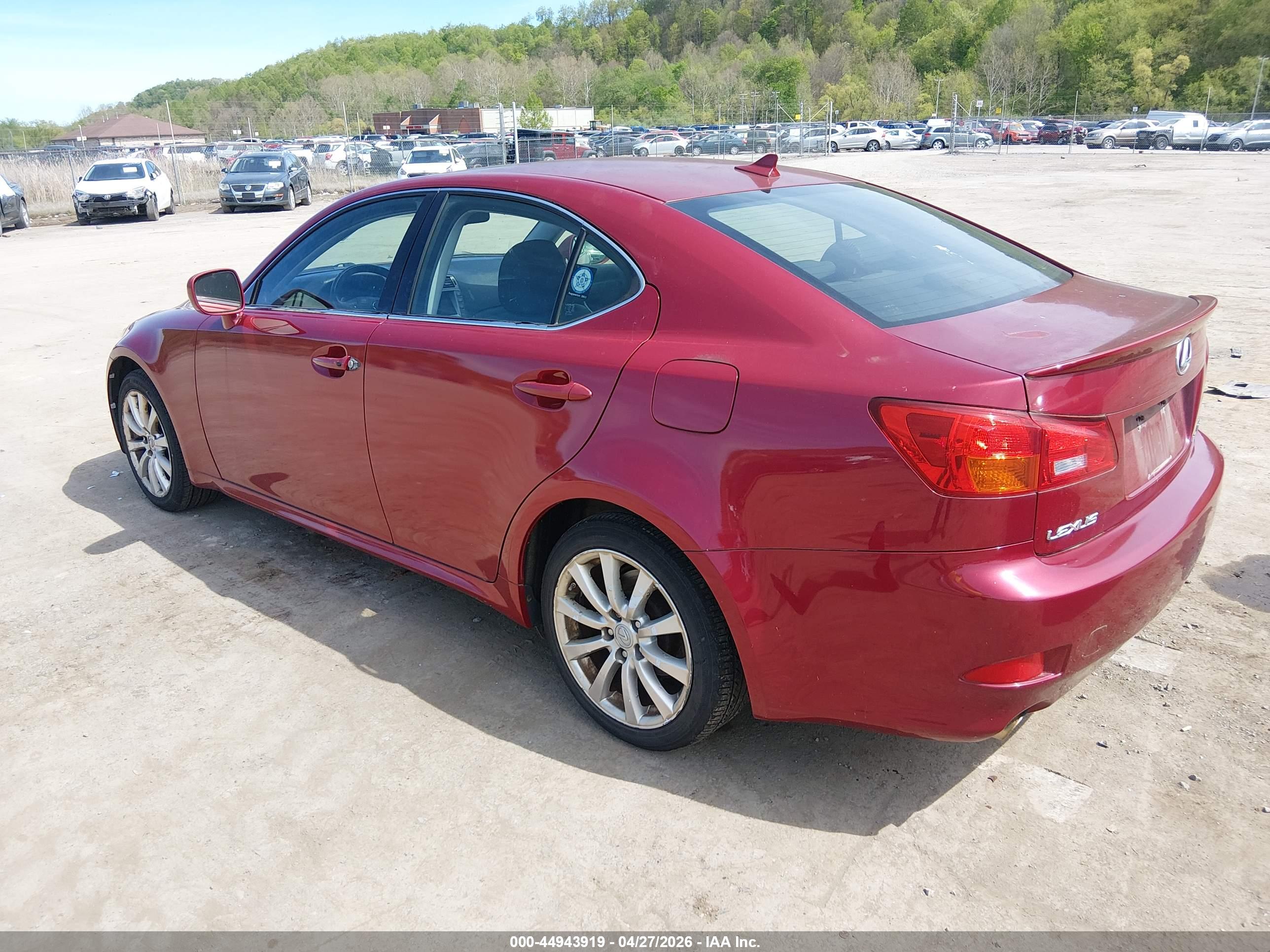 LEXUS IS image 3